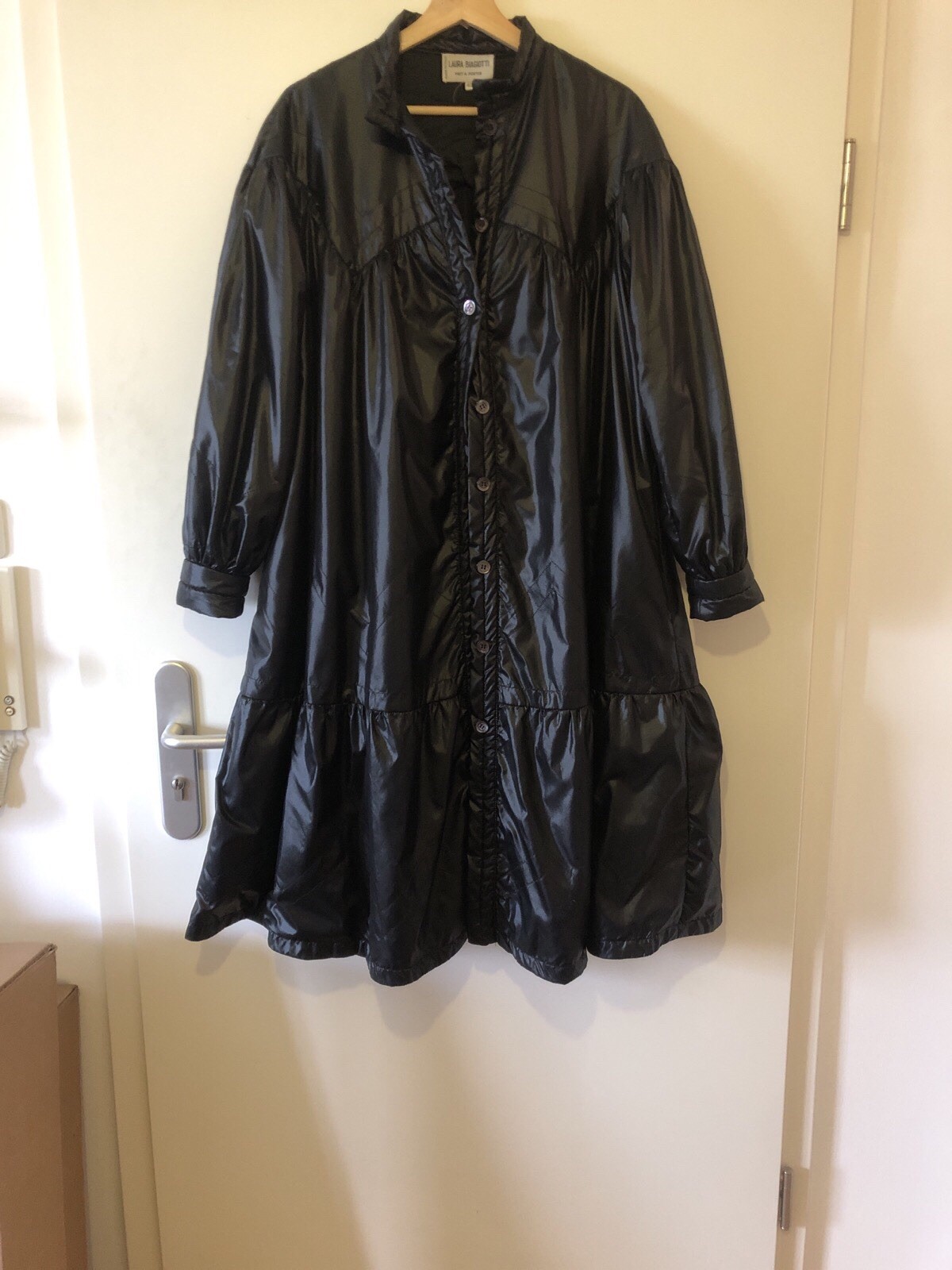 Oversized Laura Biagiotti Vintage Ready To Wear Coat