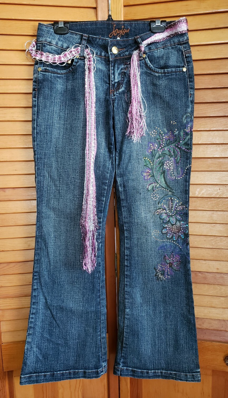 Juniors JouJou Embellished Flower Rhinestone Flare Jeans Y2K Scarf Belt Sz 7/8