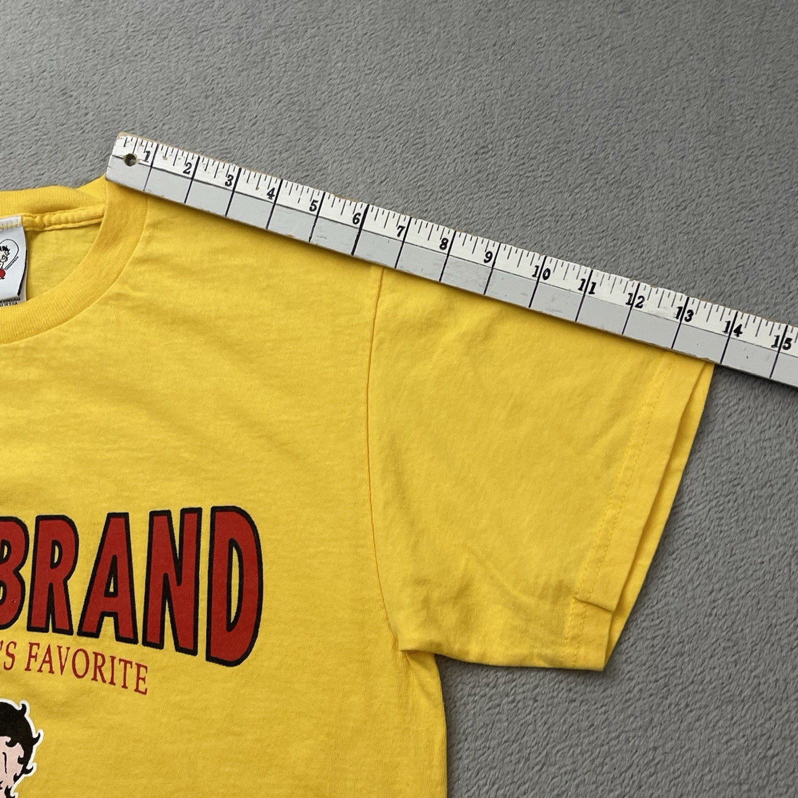 Vintage 1999 Betty Boop Betty Brand Graphic T-Shirt Yellow Medium 90s Y2K Cotton