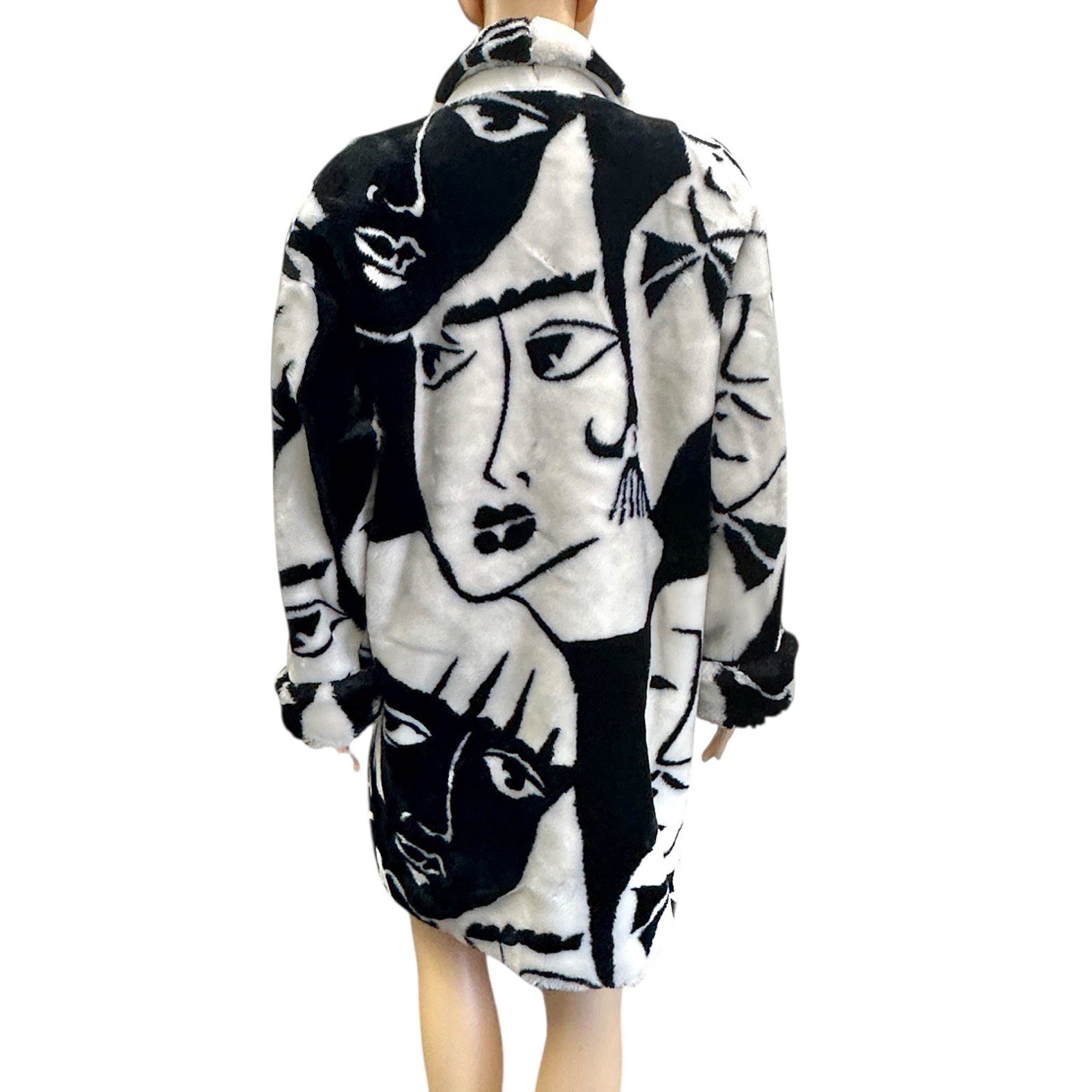 1980s Donnybrook Black & White Oversized Faux Fur Coat Picasso Faces (As Is) /cb