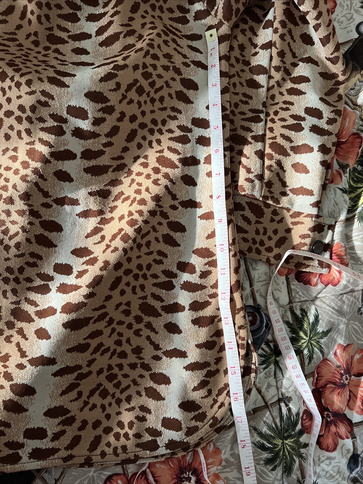 Vintage 1960s Animal Print Knit Top Boutique Brown Cheetah Button Up Sz 14 Sears