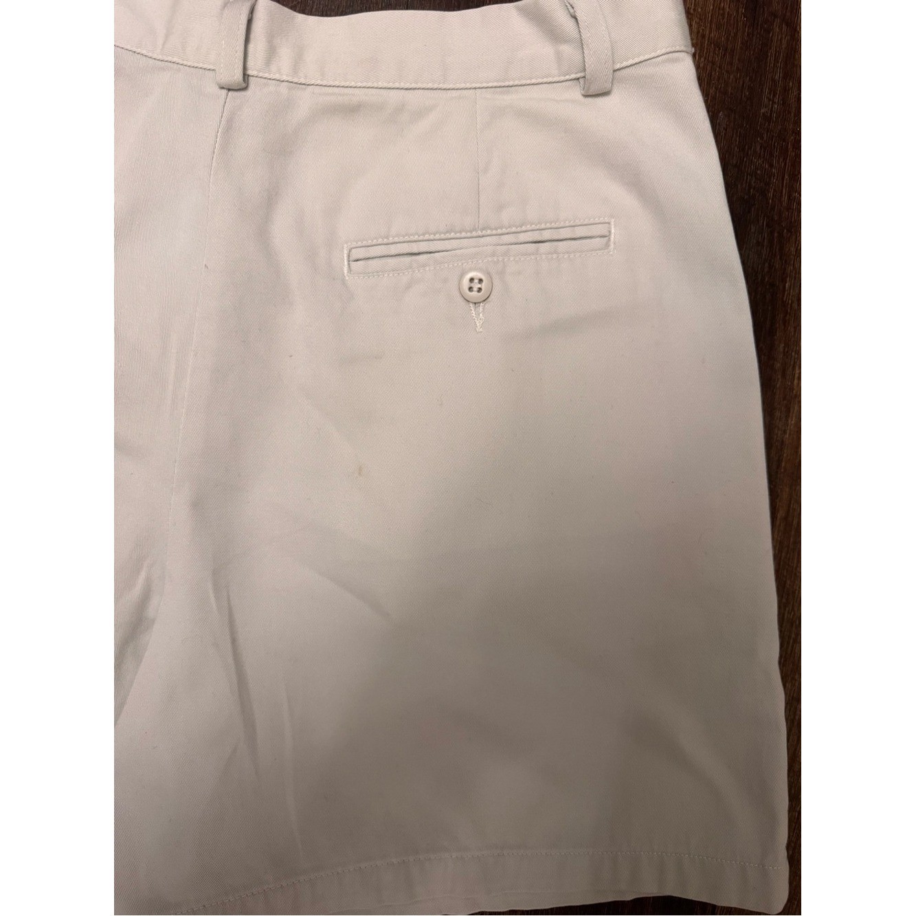 Vintage Y2K Dockers Khaki Cotton Shorts Women’s Size 12 High Rise 6″ Inseam