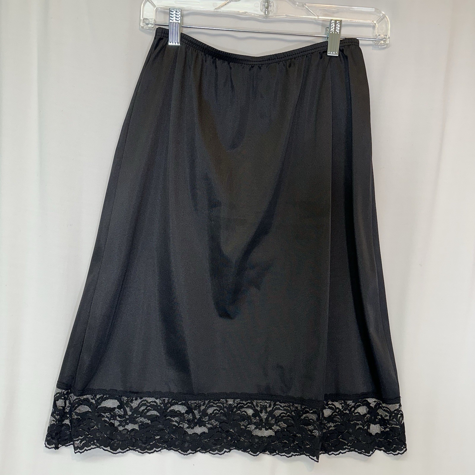 Vassarette Vintage Half Slip Black Size M Tricot Nylon 23” Long Made In USA