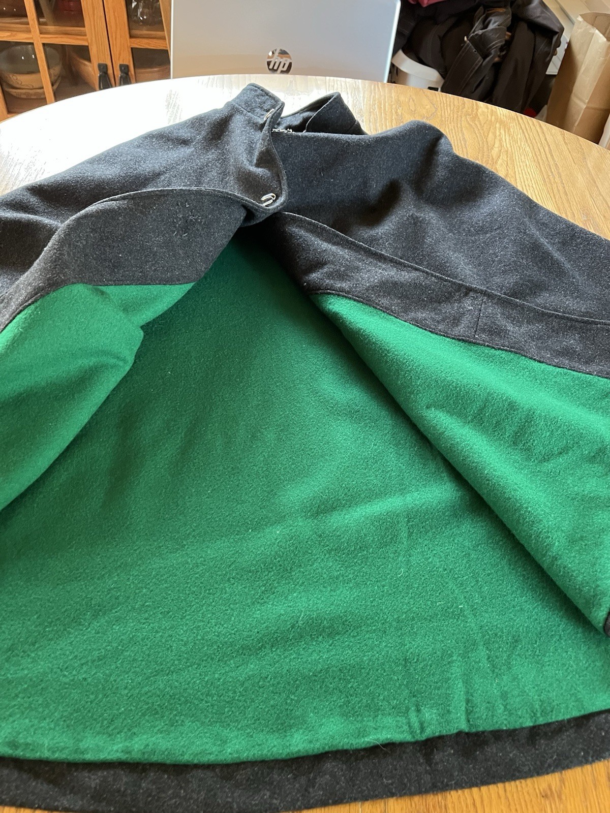 VTG Marvin Neitzal Wool Nurses Cape Dark Gray Green Lining O/S Repair Spot