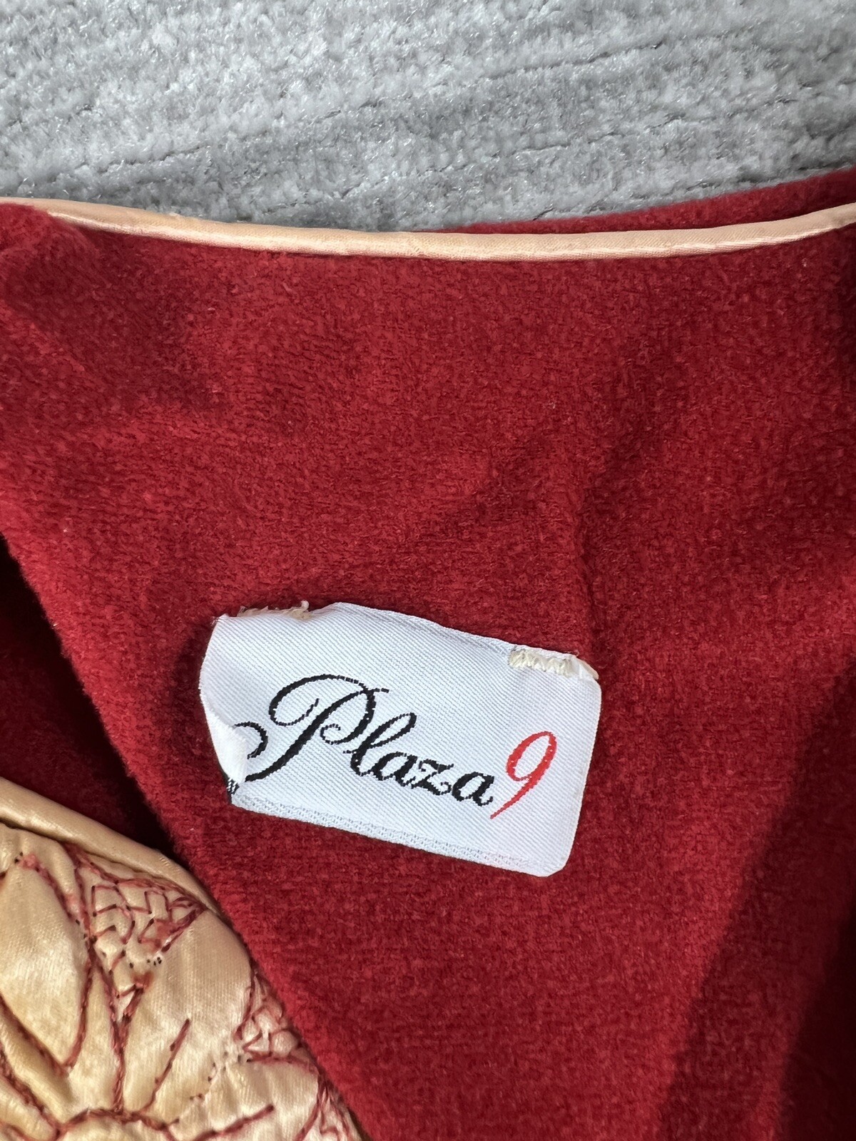Vintage Plaza 9 Robe Womens Red Loungewear Longsleeve