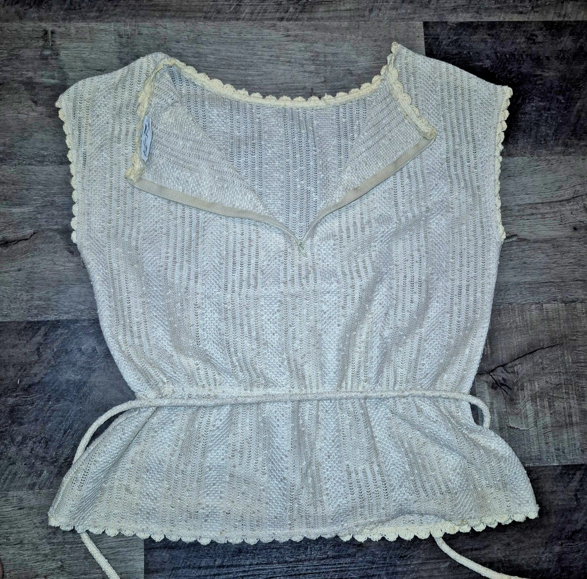 Vintage Leslie Fay My Latest 2-Piece Knit Set Cream Peplum Top Skirt 70s Boho
