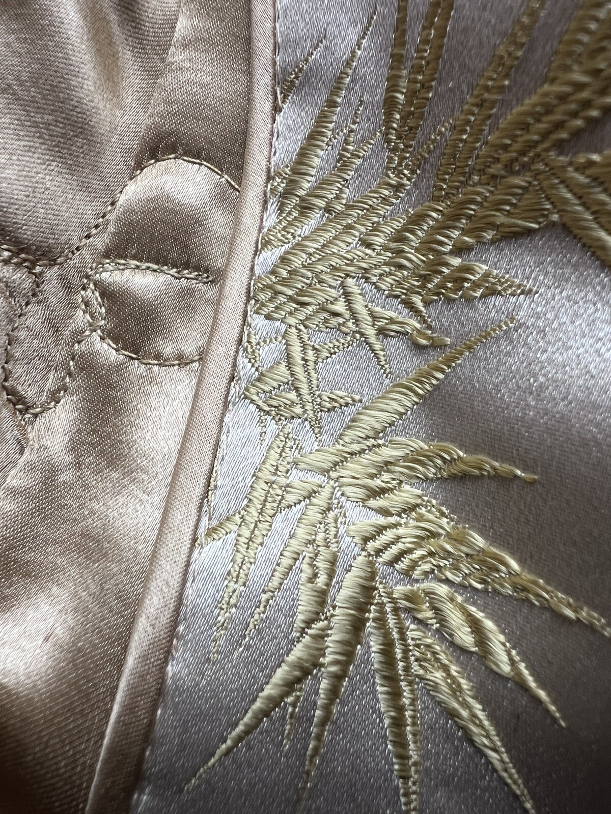 1950s Custom Sewn SATIN Ivory Swing Coat Embroidered Lining HONG KONG SZ M-L