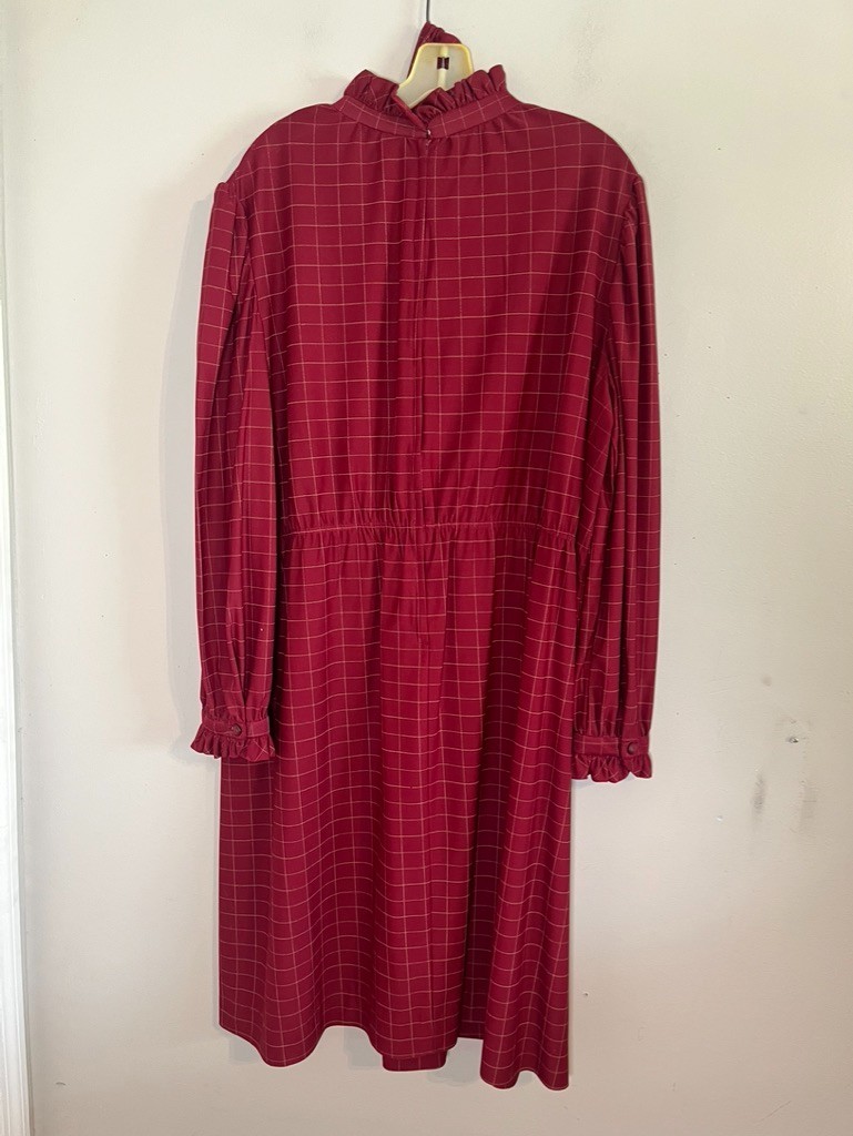 Vintage Handmade Houndstooth Ruffle Neck Dress Red 22 Festive Holiday Preppy Mod