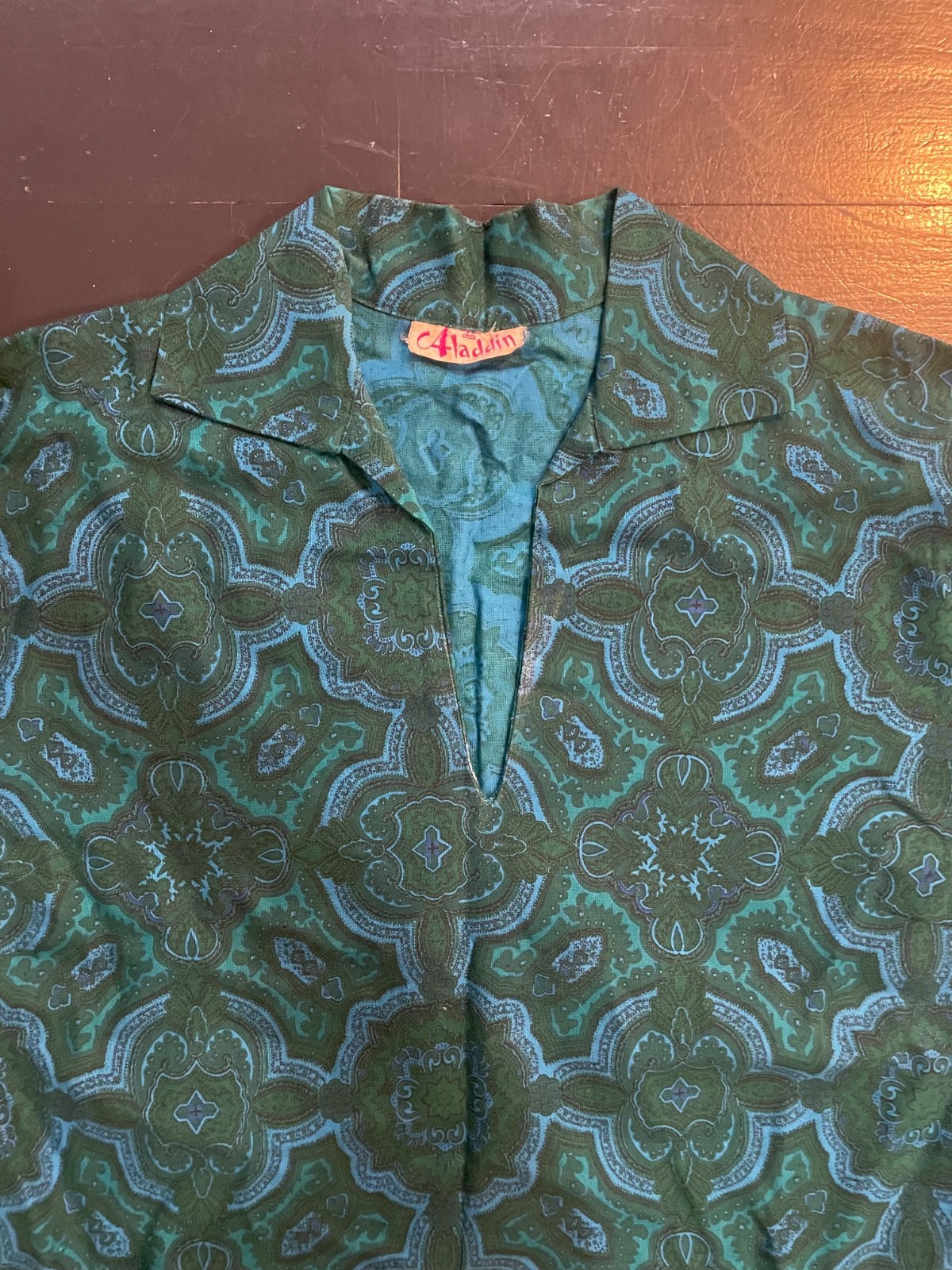 Vintage 70s Aladdin Mod Geometric Print Blouse Top