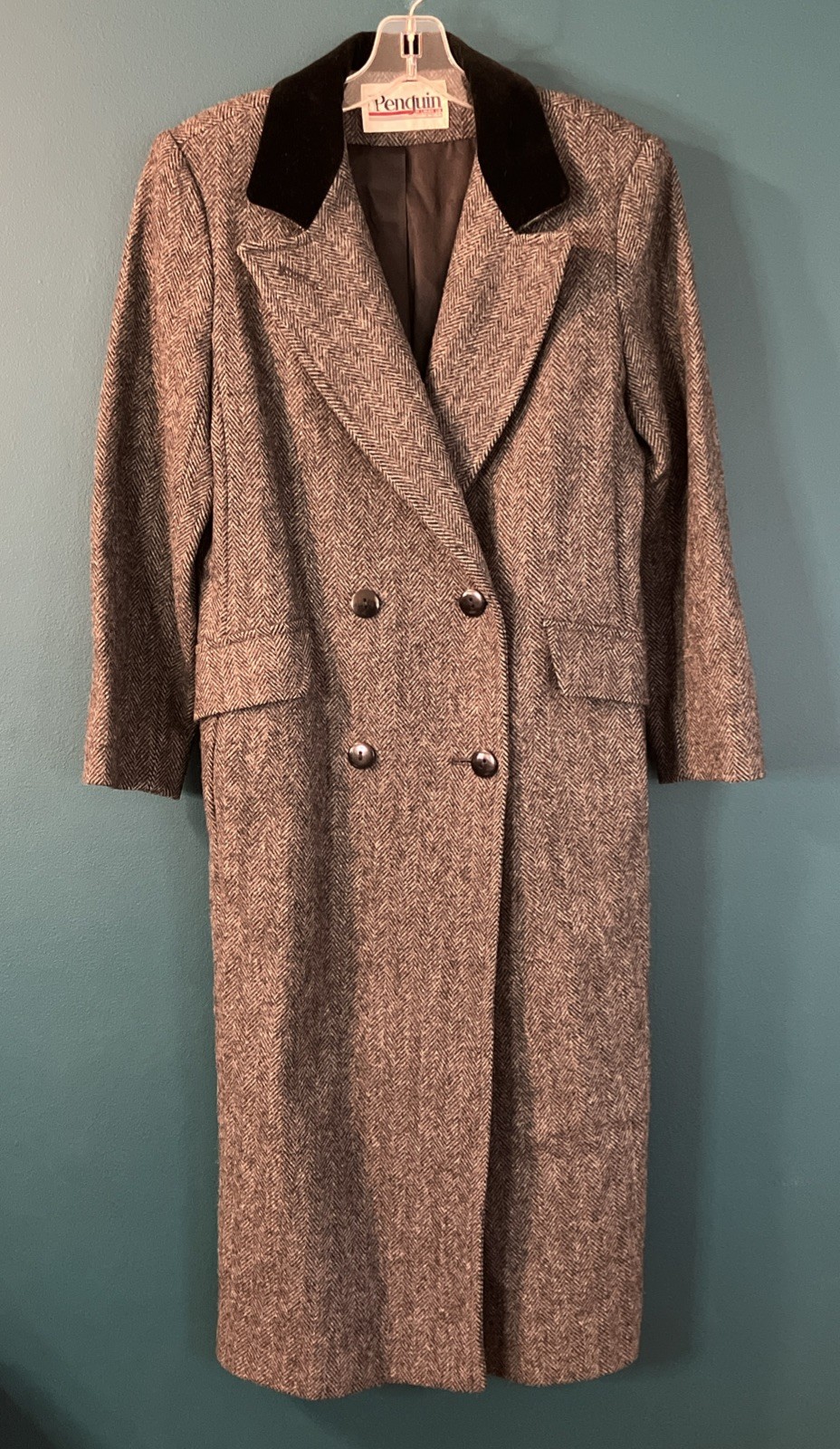 VTG Penguin M. Liman Co. Long Wool Herringbone Coat Womens 6 Velvet Collar EUC