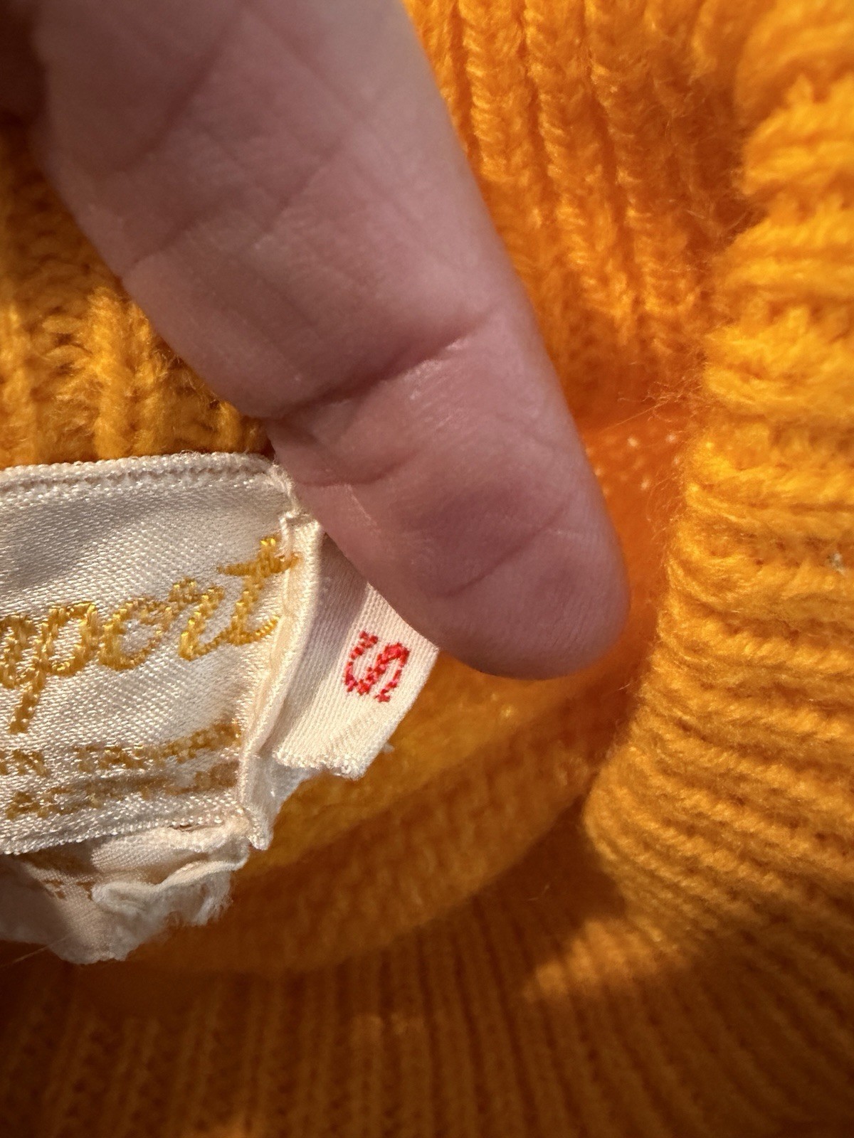 Women’s Vtg 70’s 80’s Cardigan Gold / Yellow Size Small Sweater Uniform