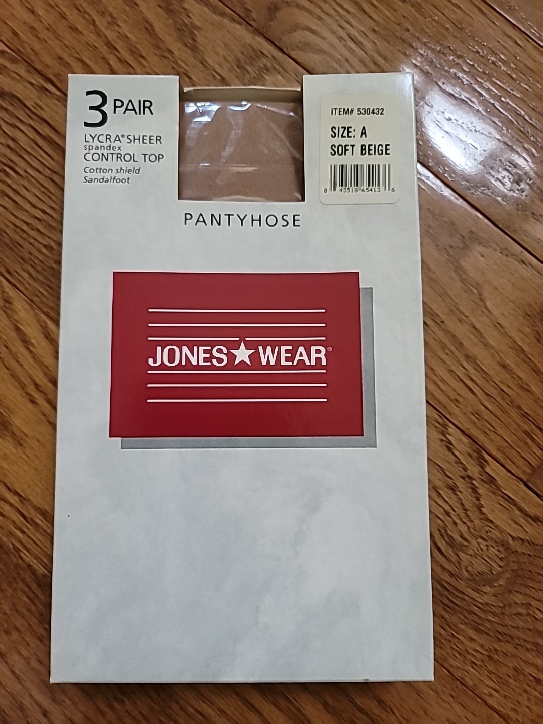Jones Wear Pantyhose Soft Beige Size B 3 Pair Pack Control Top Lycra Sheer New