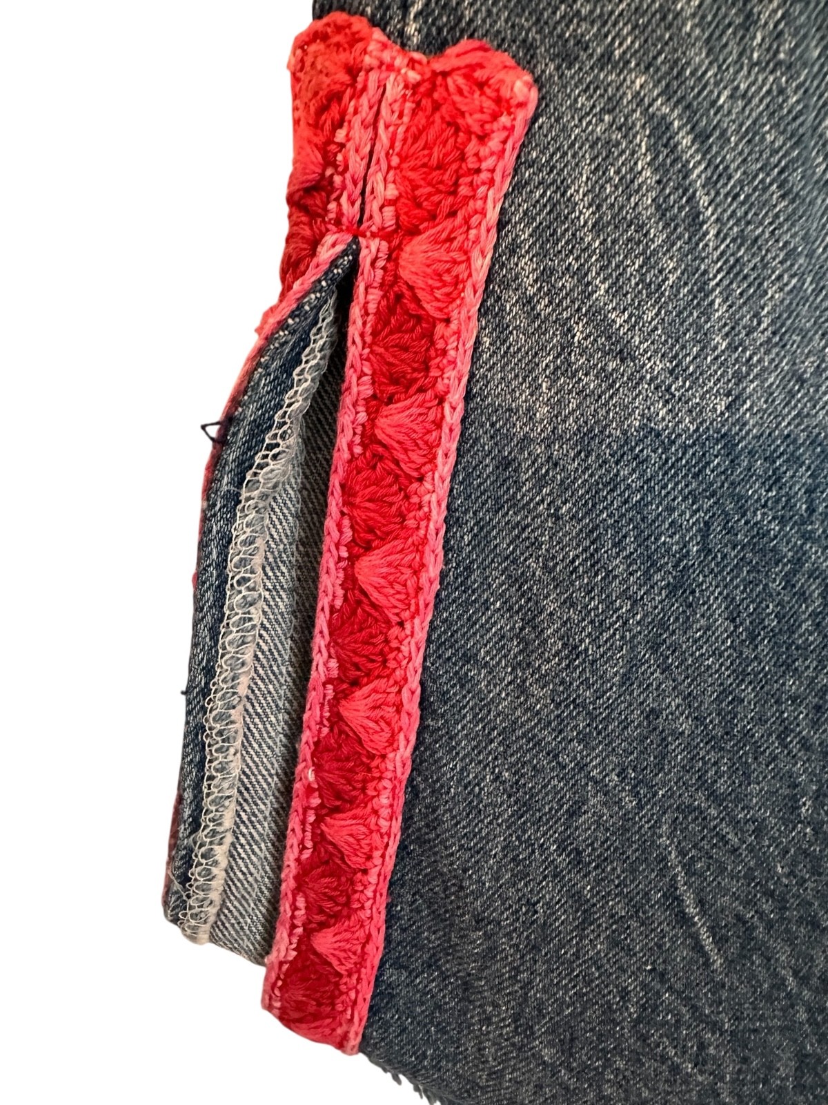 Vintage 1990’s Buzz 18 Embellished Levi’s 501 Jeans W30 28.5” Waist USA Pink