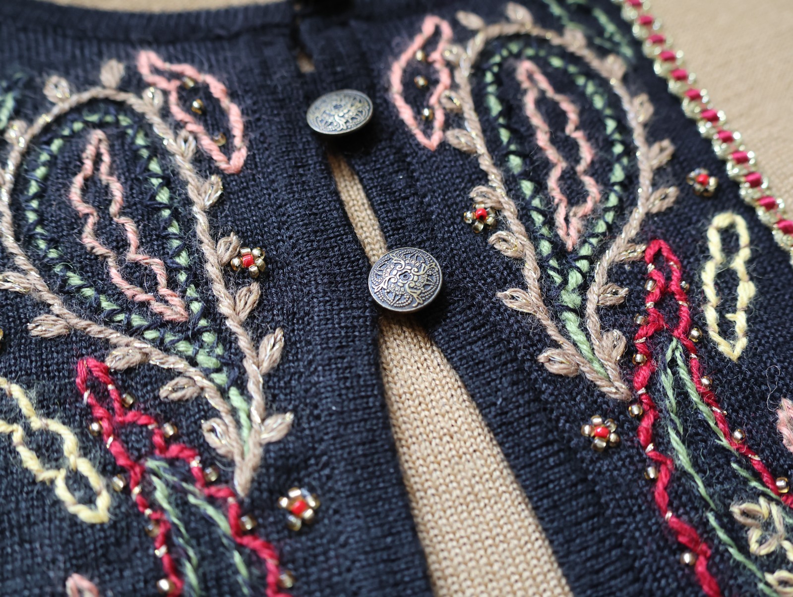 Vintage Koret Paisley Embroidered Beaded Cardigan Boho Tan Black Womens 1X