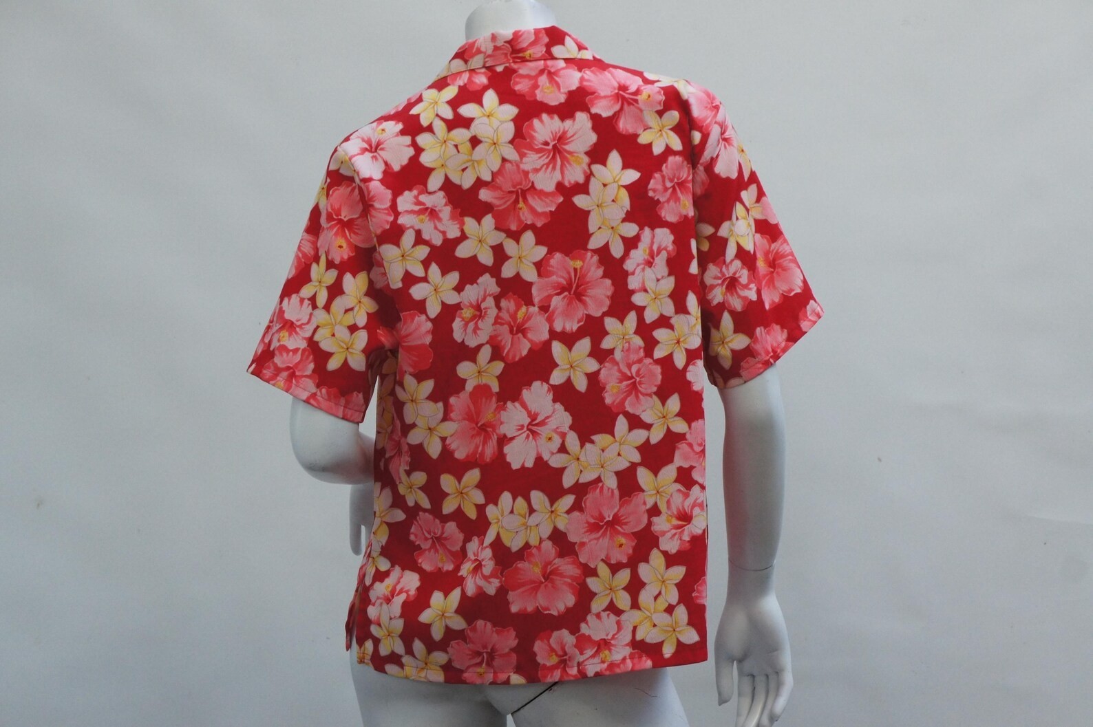 Vintage 90s Red Hibiscus Floral Hawaii Shirt By Bon Worth Size Medium Boho Retro