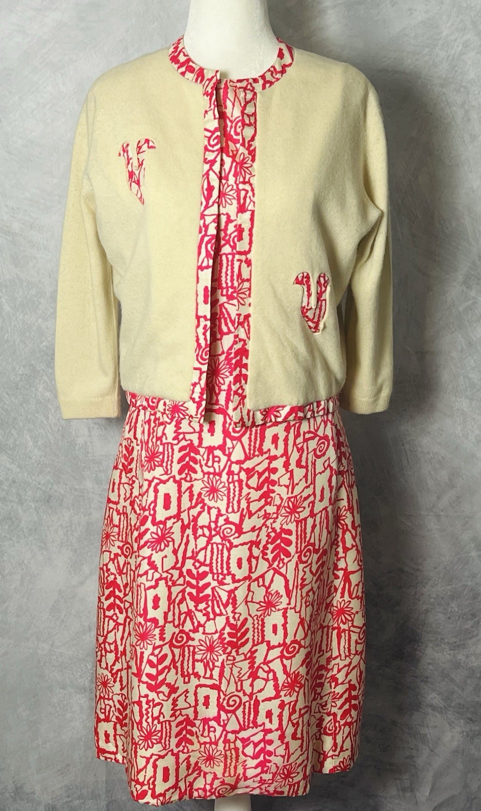 Vintage 1960’s Doncaster Pink & White Silk Shift Dress w/ Cashmere Cardigan Sz M
