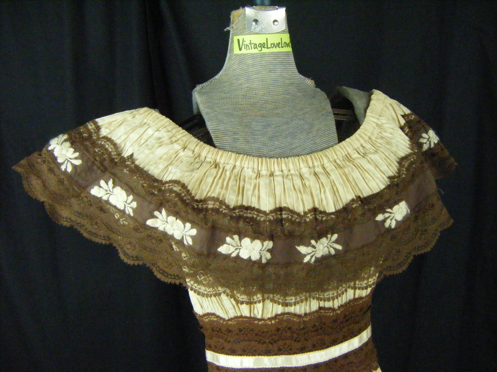 Vtg 60s Mexican Beige Brown Lace Tiered Off Shoulder Full Dress-Bust 34-40/S-M