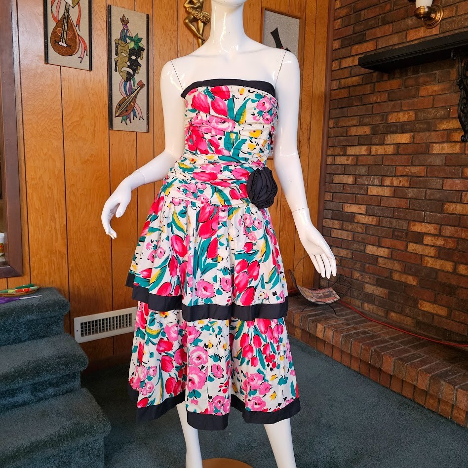 Vtg 1980s Strapless Tulip Floral Cocktail Garden Party SATC Prom Tea Dress S/M