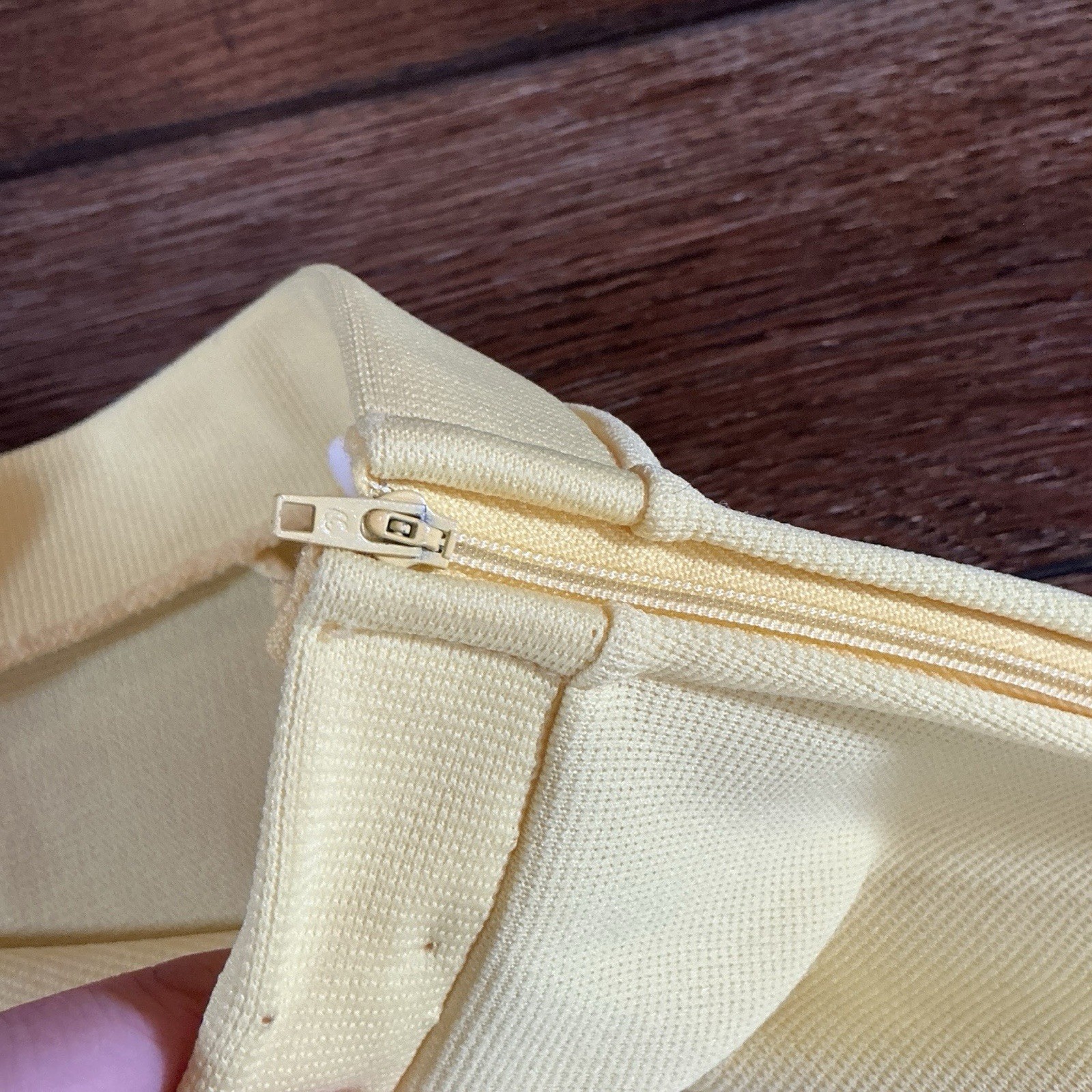 70s VTG First Edition Dallas Yellow Polyester Blazer Skirt Suit Set Size 14 #202