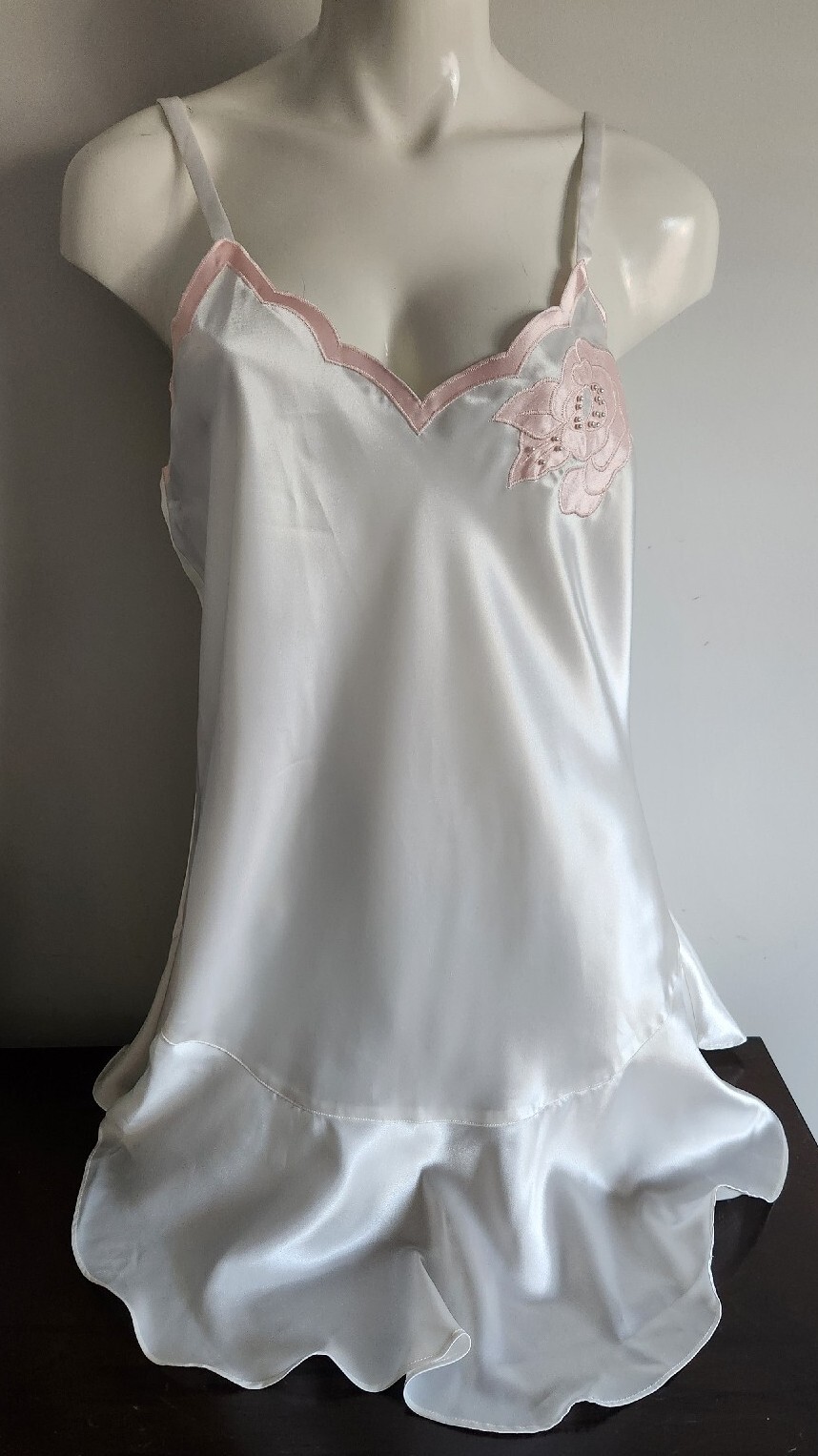 Vtg 80’s Victoria’s Secret White Satin Nightgow W/Pink Flower & Beads Dress! L