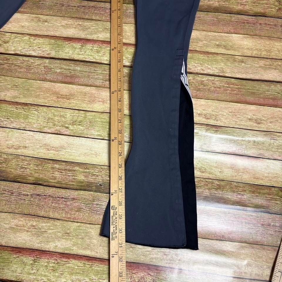 Unique Vintage Lululemon reversible Groove pants black/gray snap. Item 435