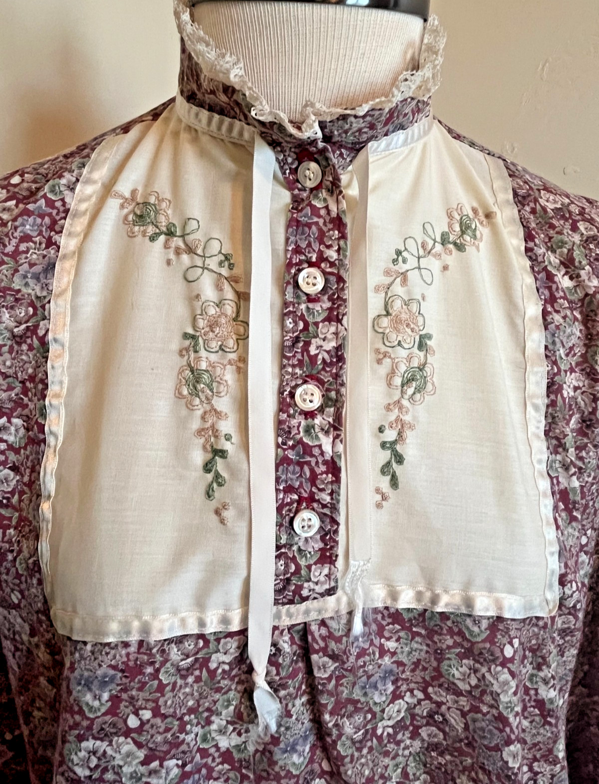Vtg Funny Girl Blouse Shirt Size 13/14 High Neck Floral Calico Prairie Cottage