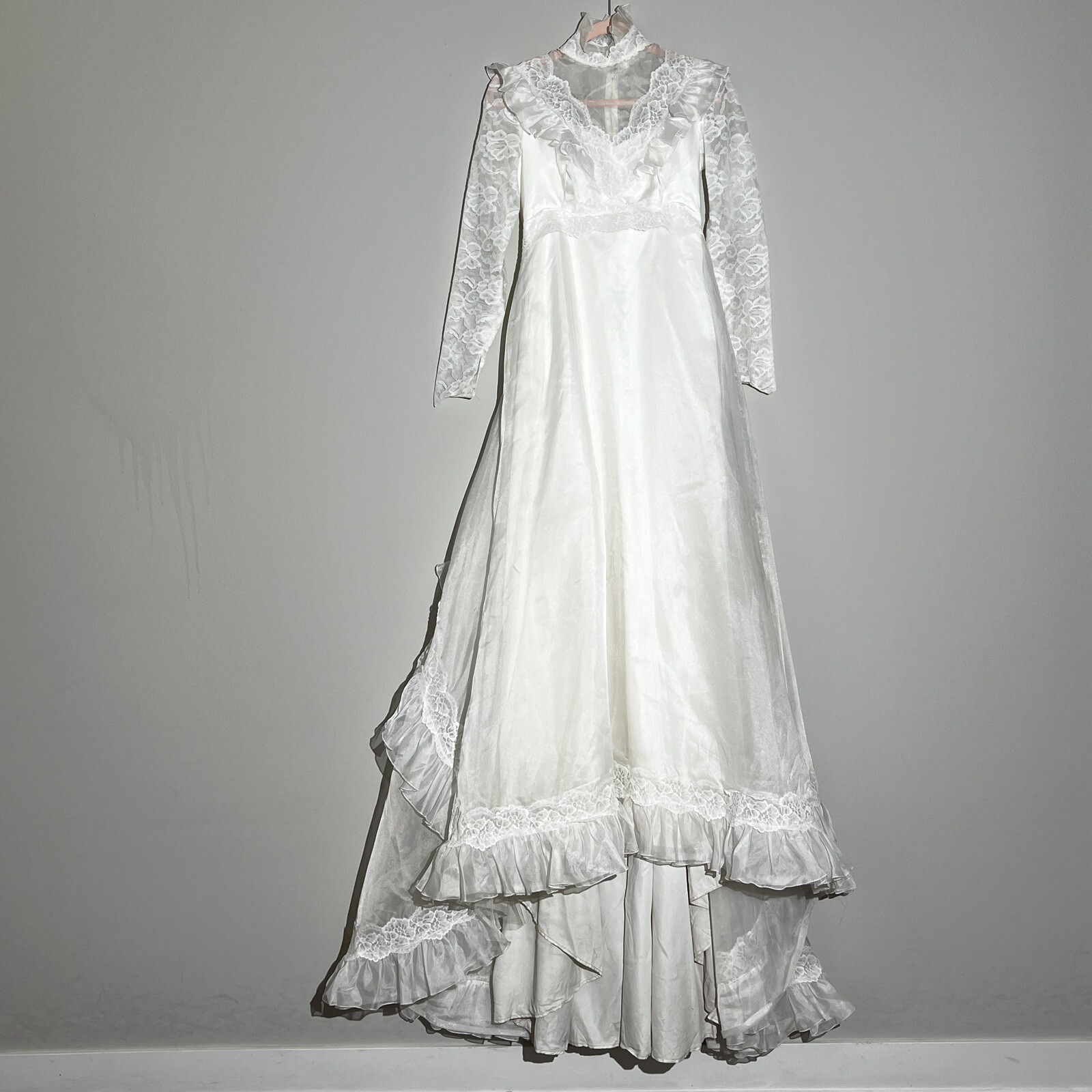 Vintage 1970s Bridal Originals White Cottagecore Wedding Dress Ruffle Lace Small