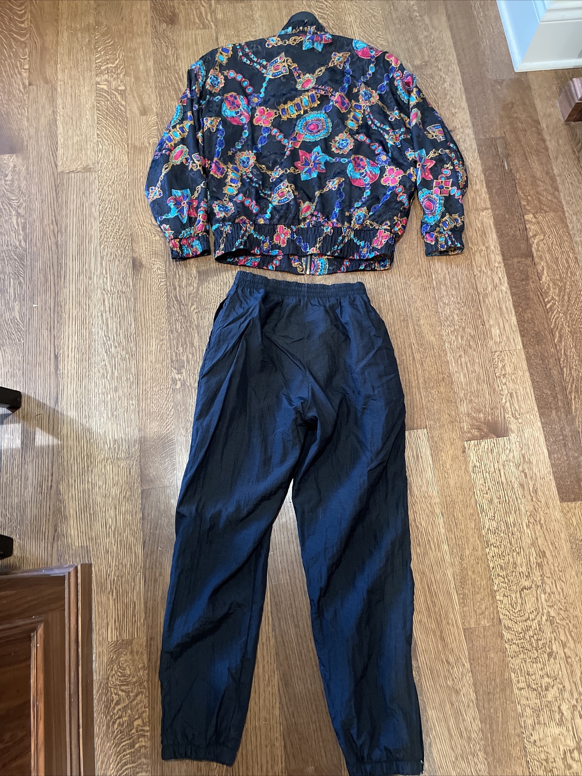 LAVON Cheerful Corp Medium WINDBREAKER TRACK SUIT Jacket & Pants Black Vintage