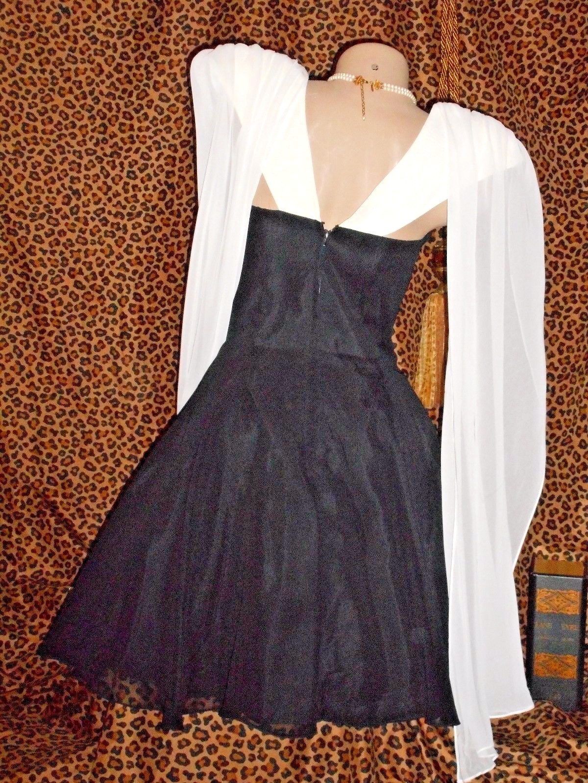 USA 4 Small Lillie Rubin B/W Formal Watteau Dress Chiffon Taffeta Crinoline
