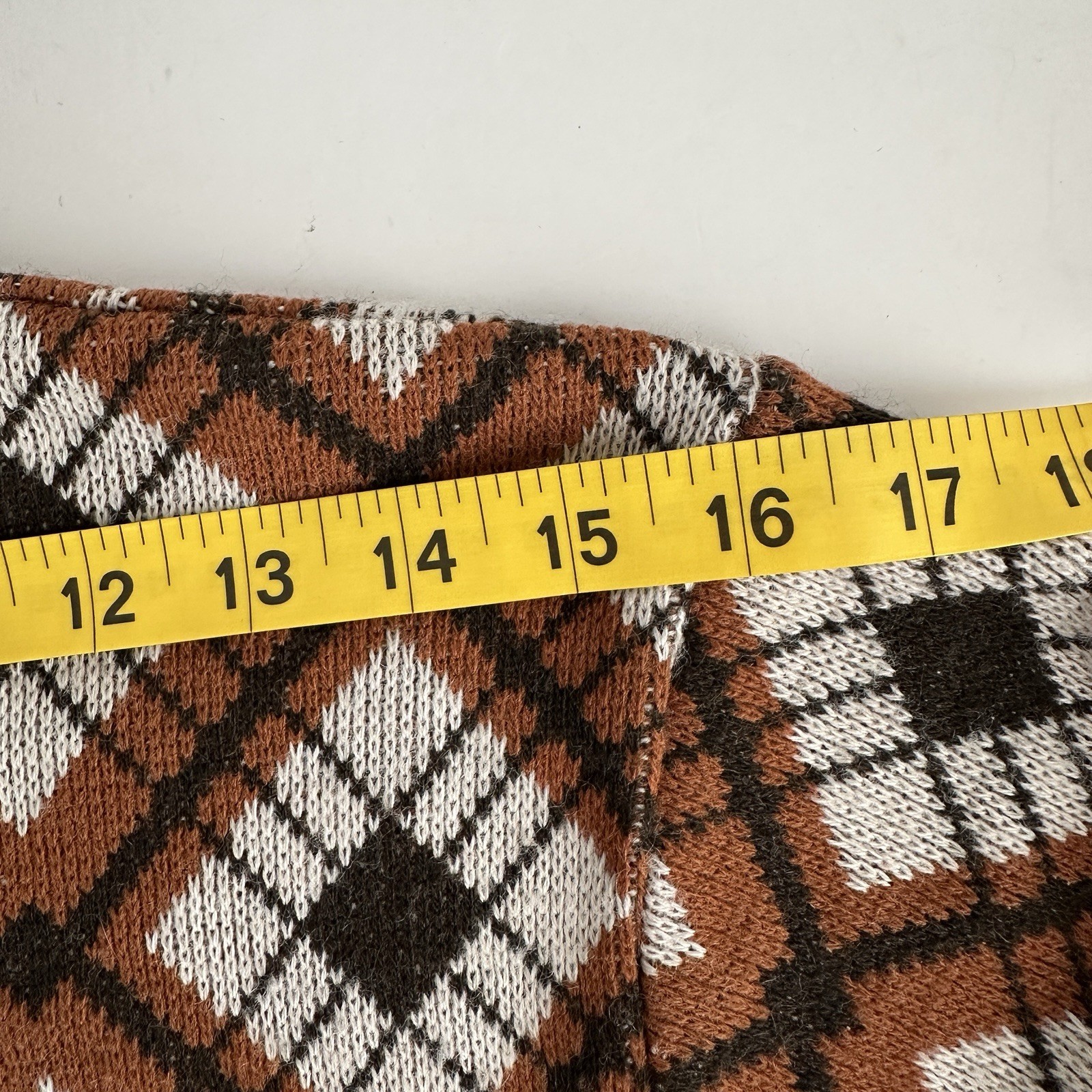 Vintage Essley leisurewear Argyle Crewneck Pullover Sweater Medium Brown