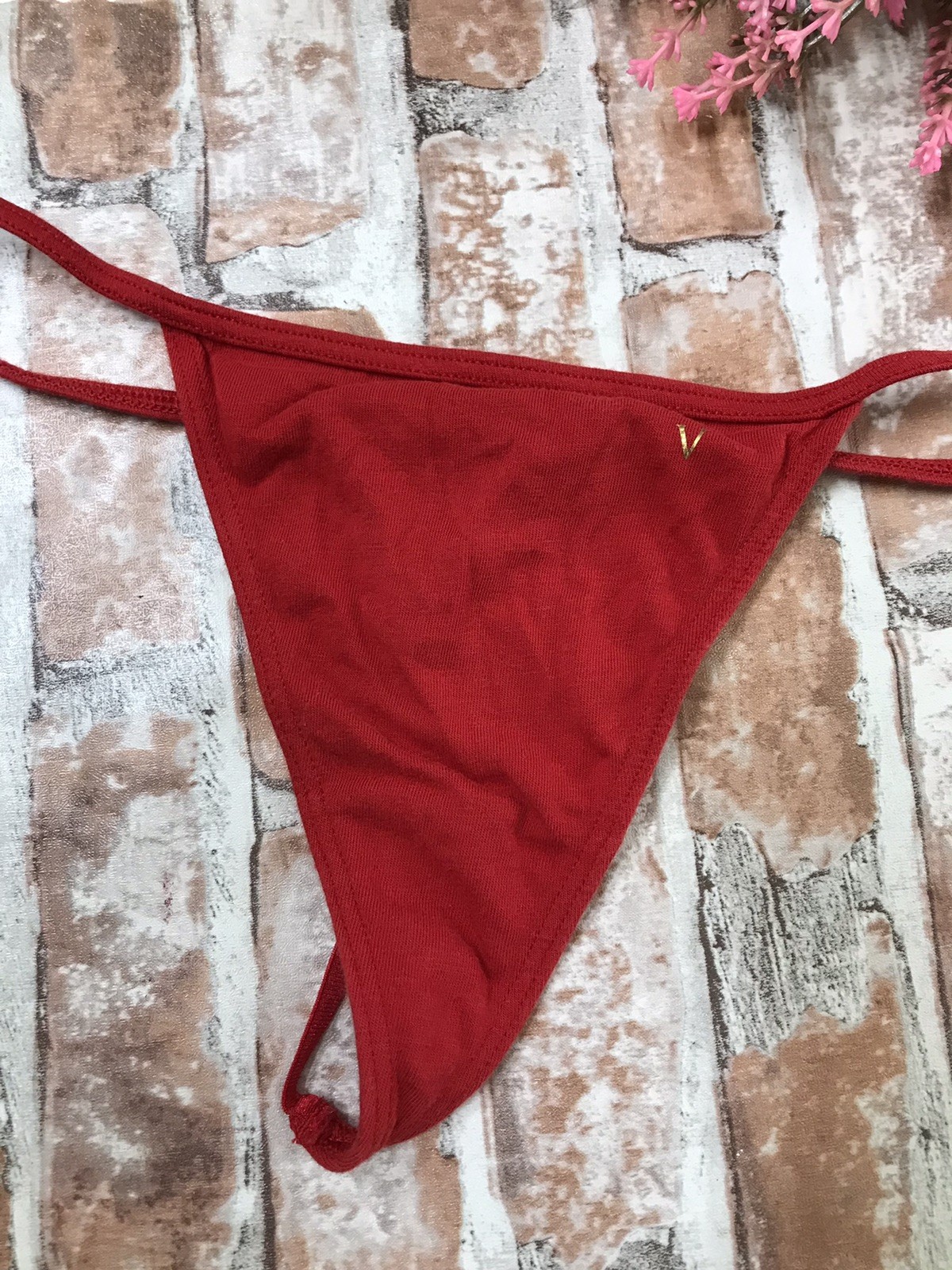 Vintage Rare Victoria’s Secret Thong v-String Soft Cotton Panties HOT Red Small