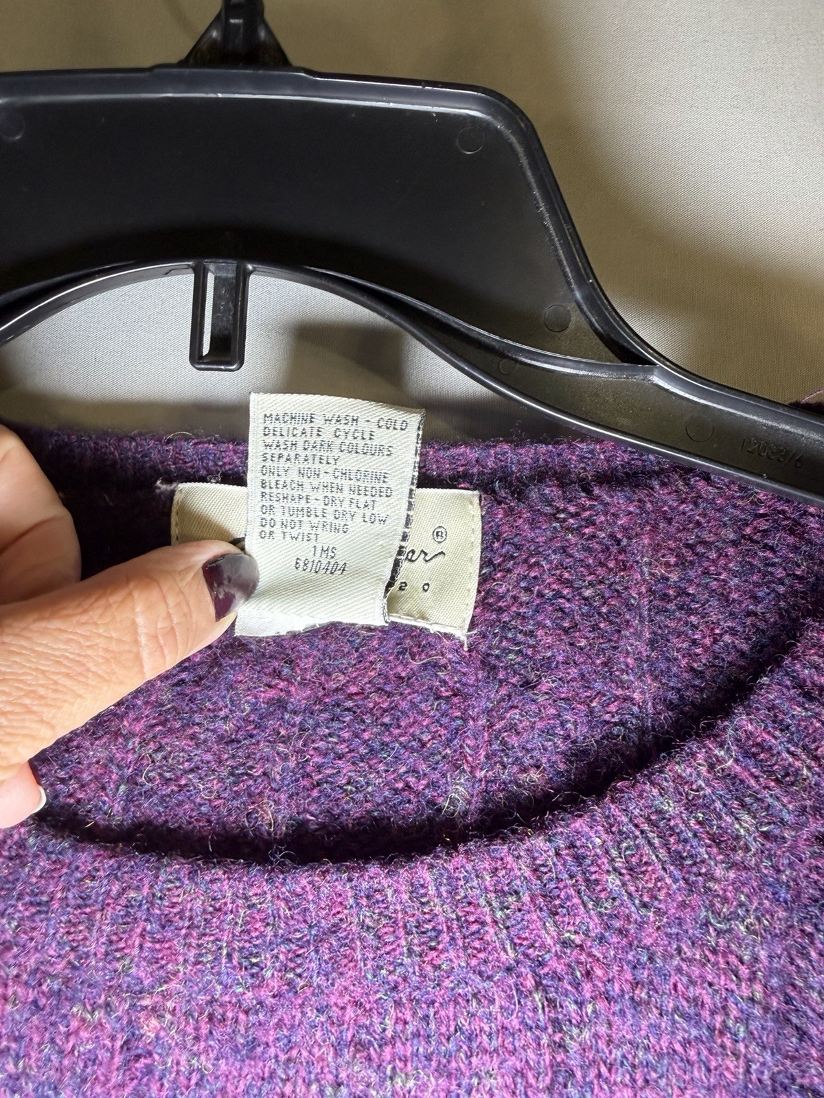 Vintage Eddie Bauer Since 1920 100% New Wool Shetland Med Plum Pullover Sweater