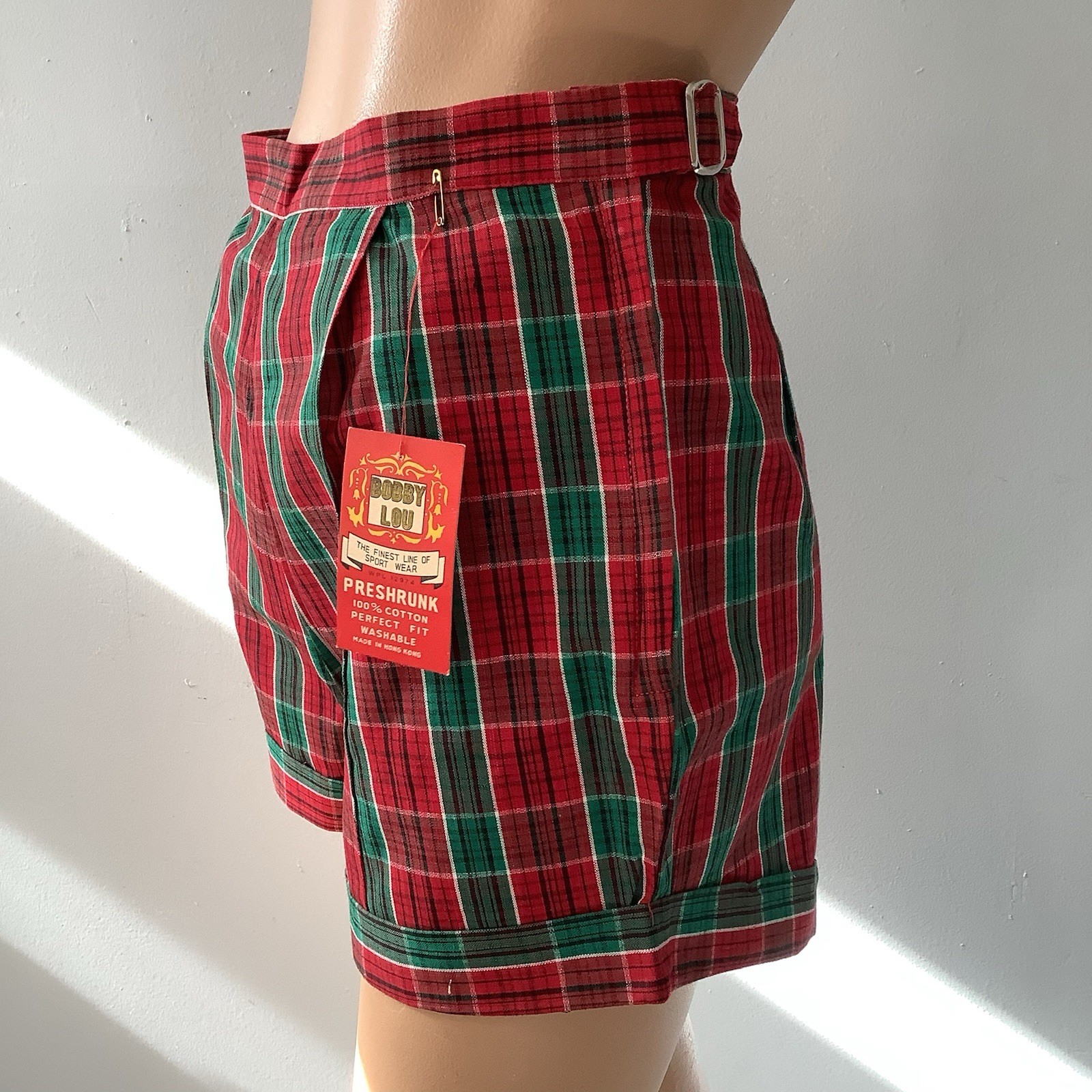 Vintage 1950’s Women’s High Waist Side Zip Shorts Deadstock New With Tag W 27.5”