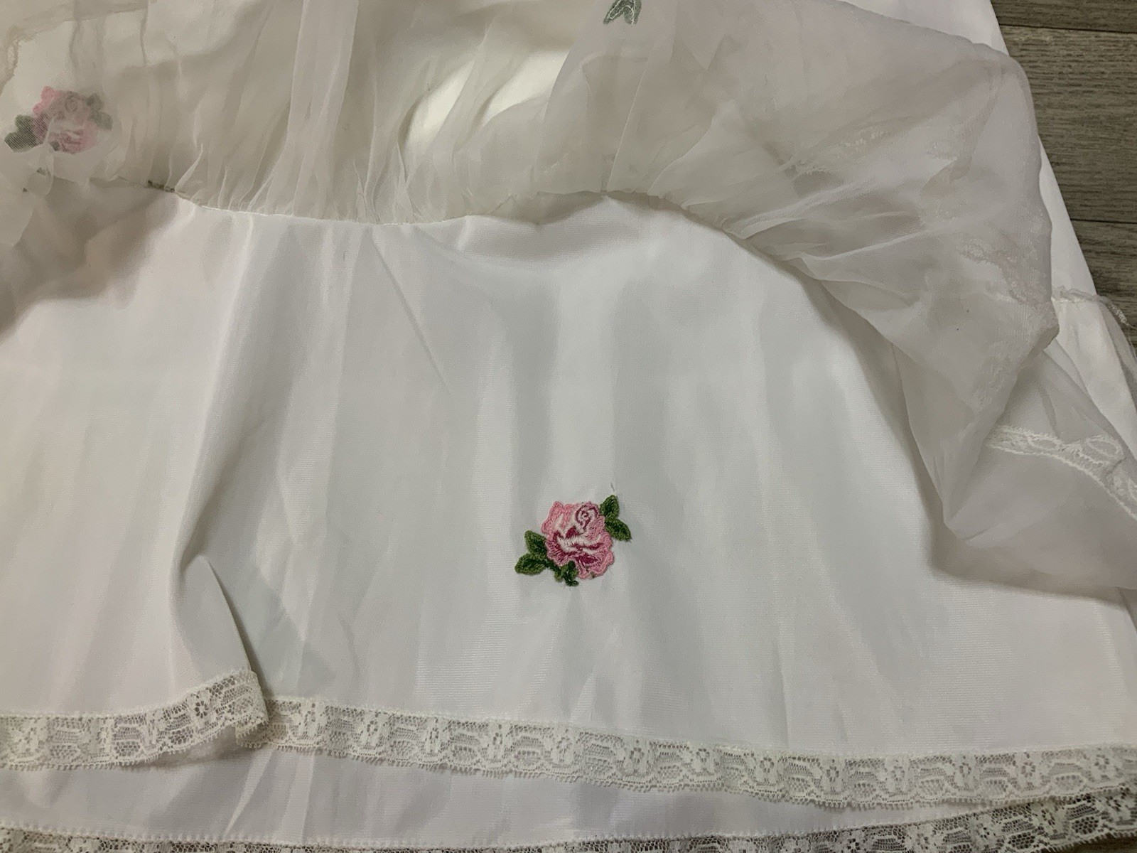 Vintage LAROS Full Sheer Slip Night Dress Gown Applique Flowers Size 38