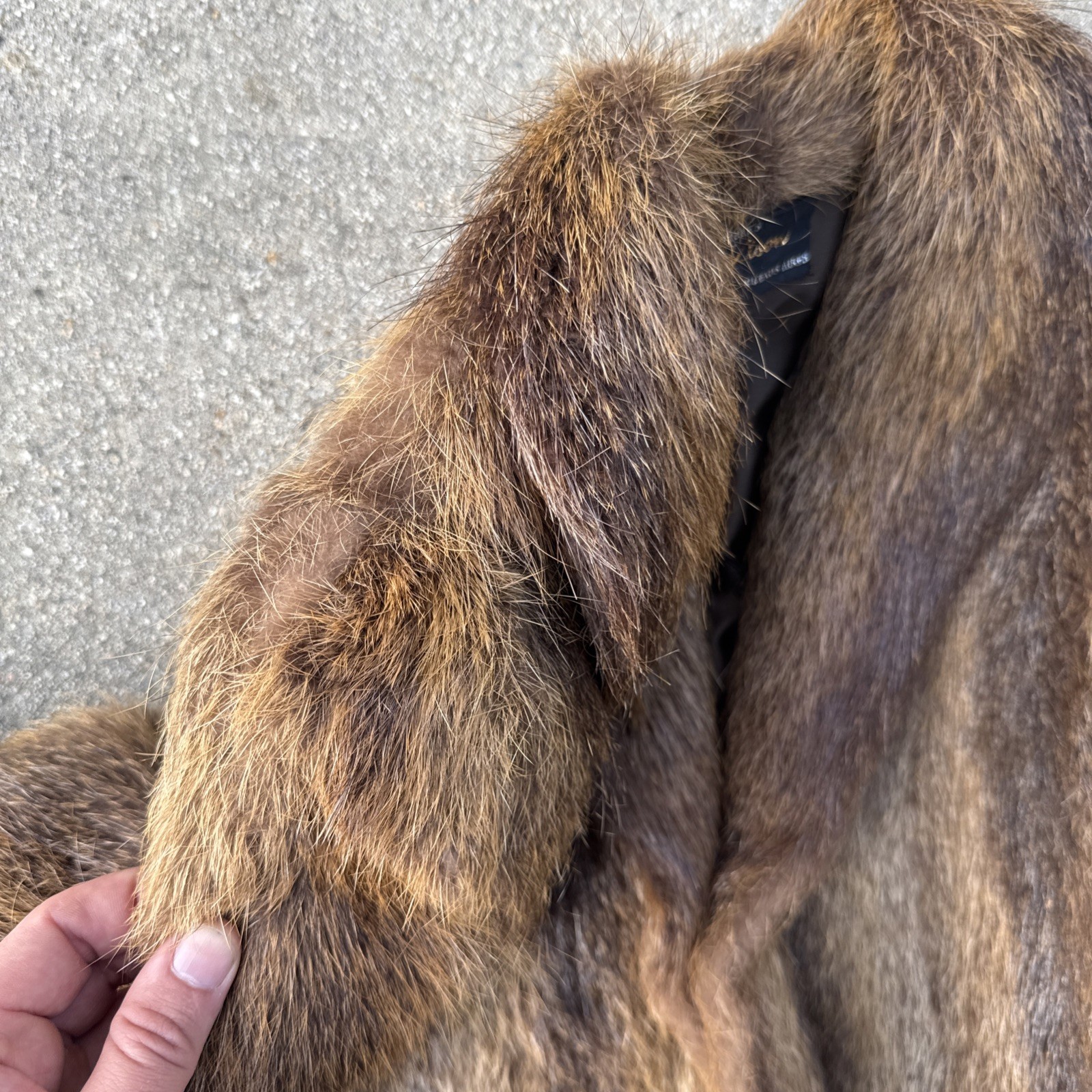 Argentina Golden Nutria Shades of Brown Fur Coat Shoulder Pads SZ M – L