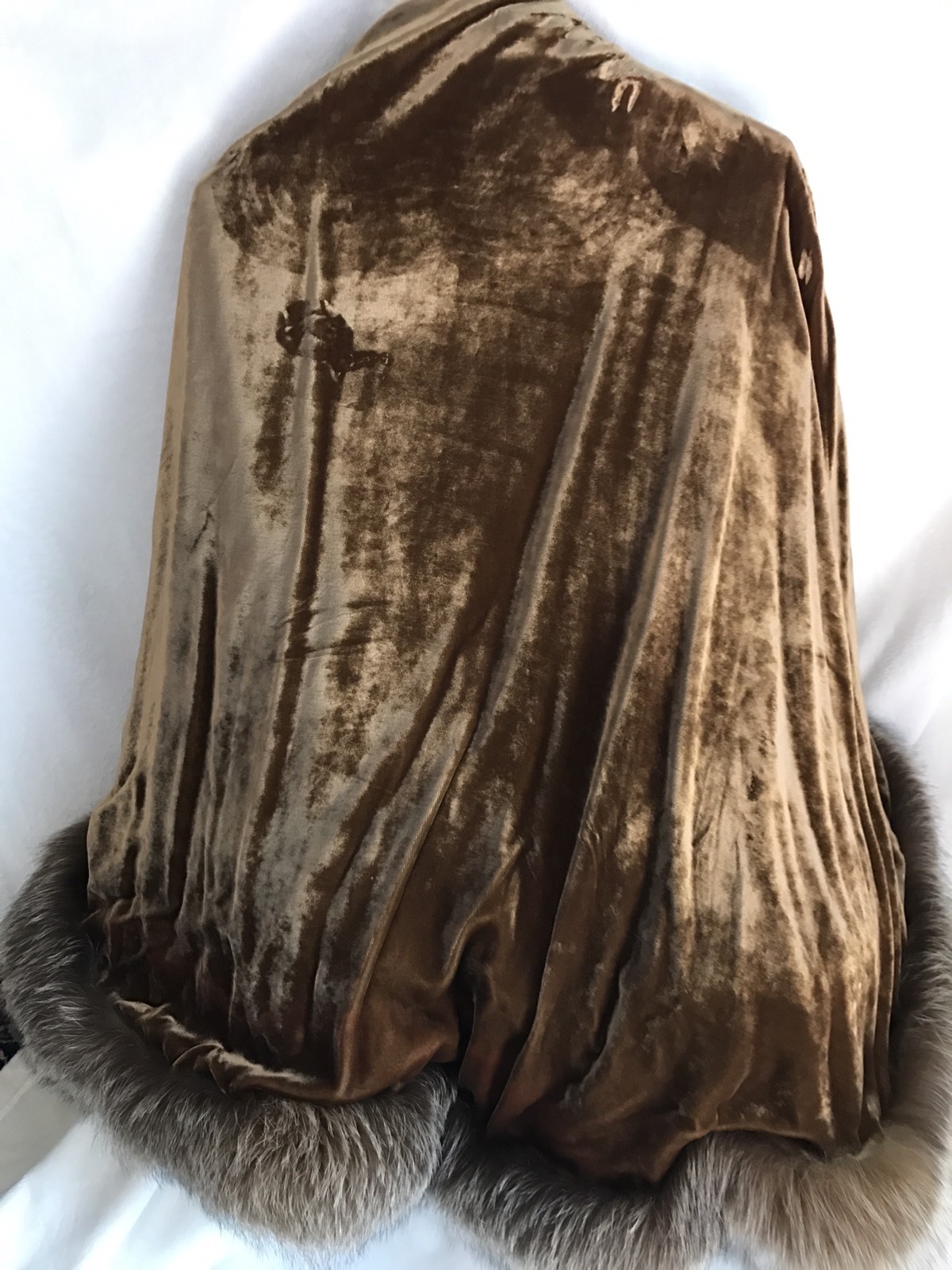 Vintage Brown Velvet SWING OPERA Cape, Beautiful Natural Fox Fur Trim ONE SIZE