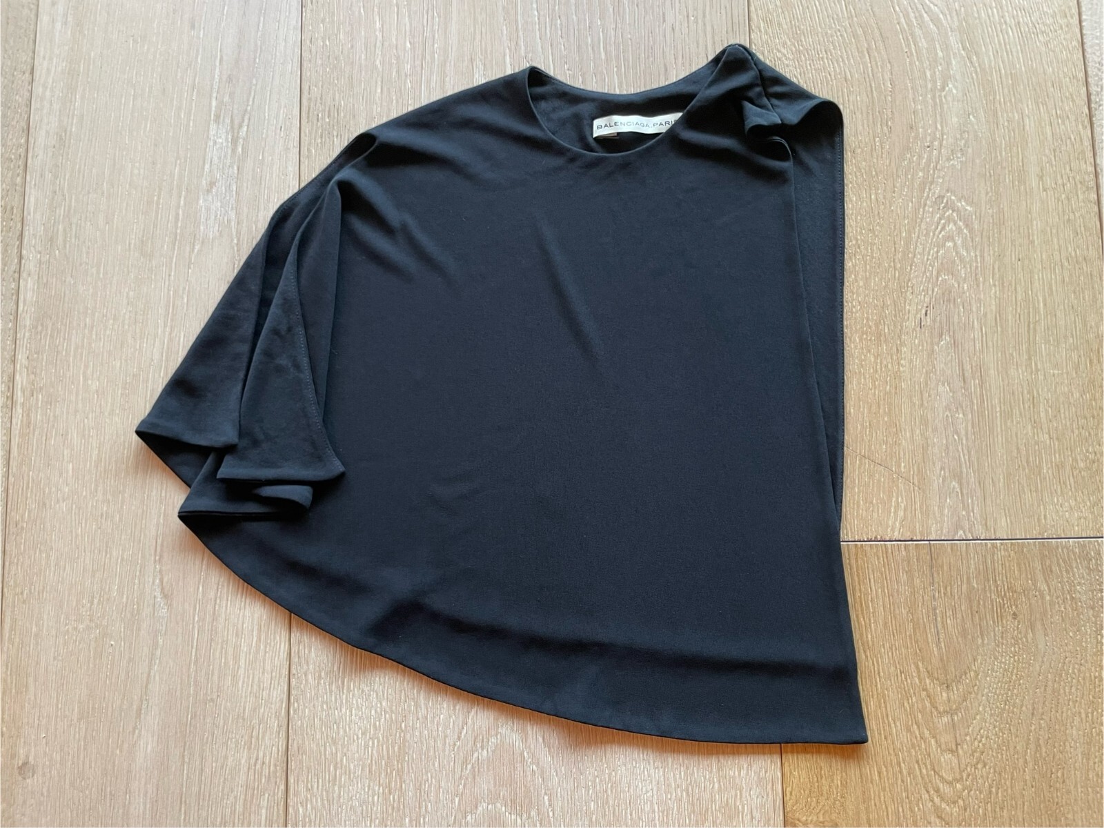 RARE and unique vintage Balenciaga dress with capelet! Fr. 36