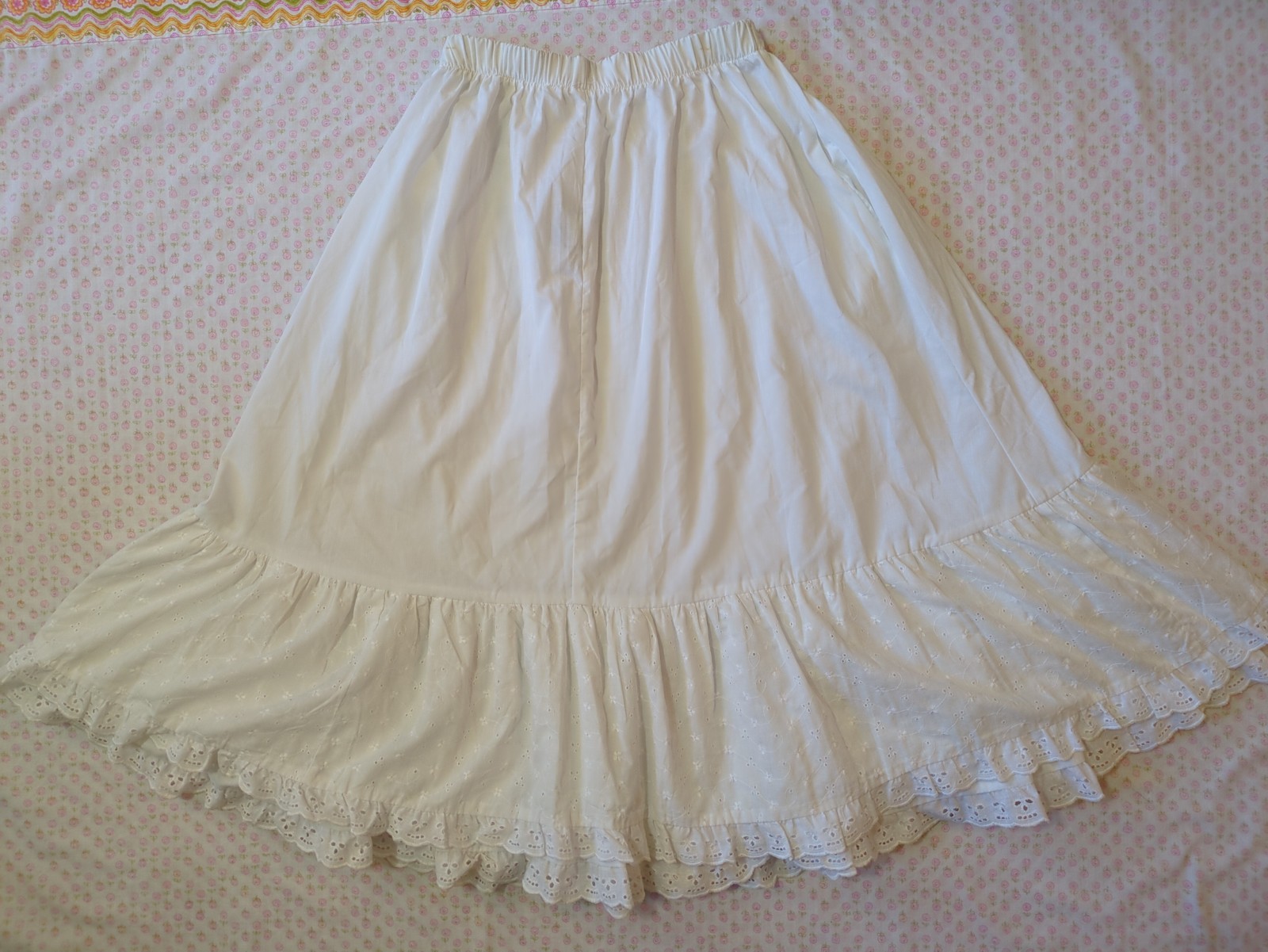 Vintage California Connection White Ruffle Petticoat Skirt M Cottagecore Slip