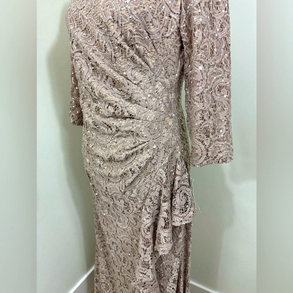 Alex Evenings Sequin Lace Gown 3/4 Sleeves Cascade Detail Front Slit Size 8 NEW