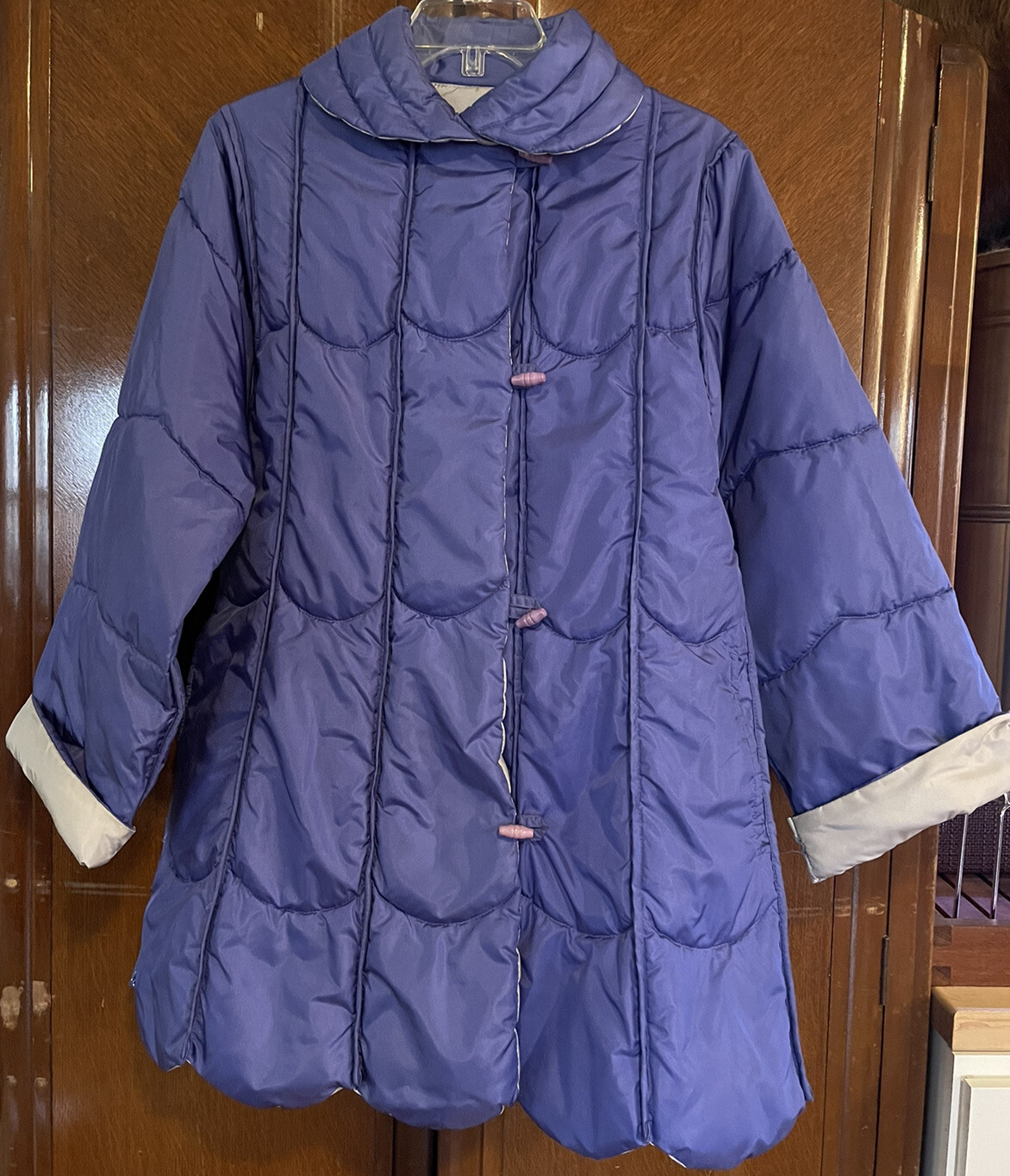 Vintage The Totes Coat Reversible Purple Silver Scalloped Hem Medium EUC Retro