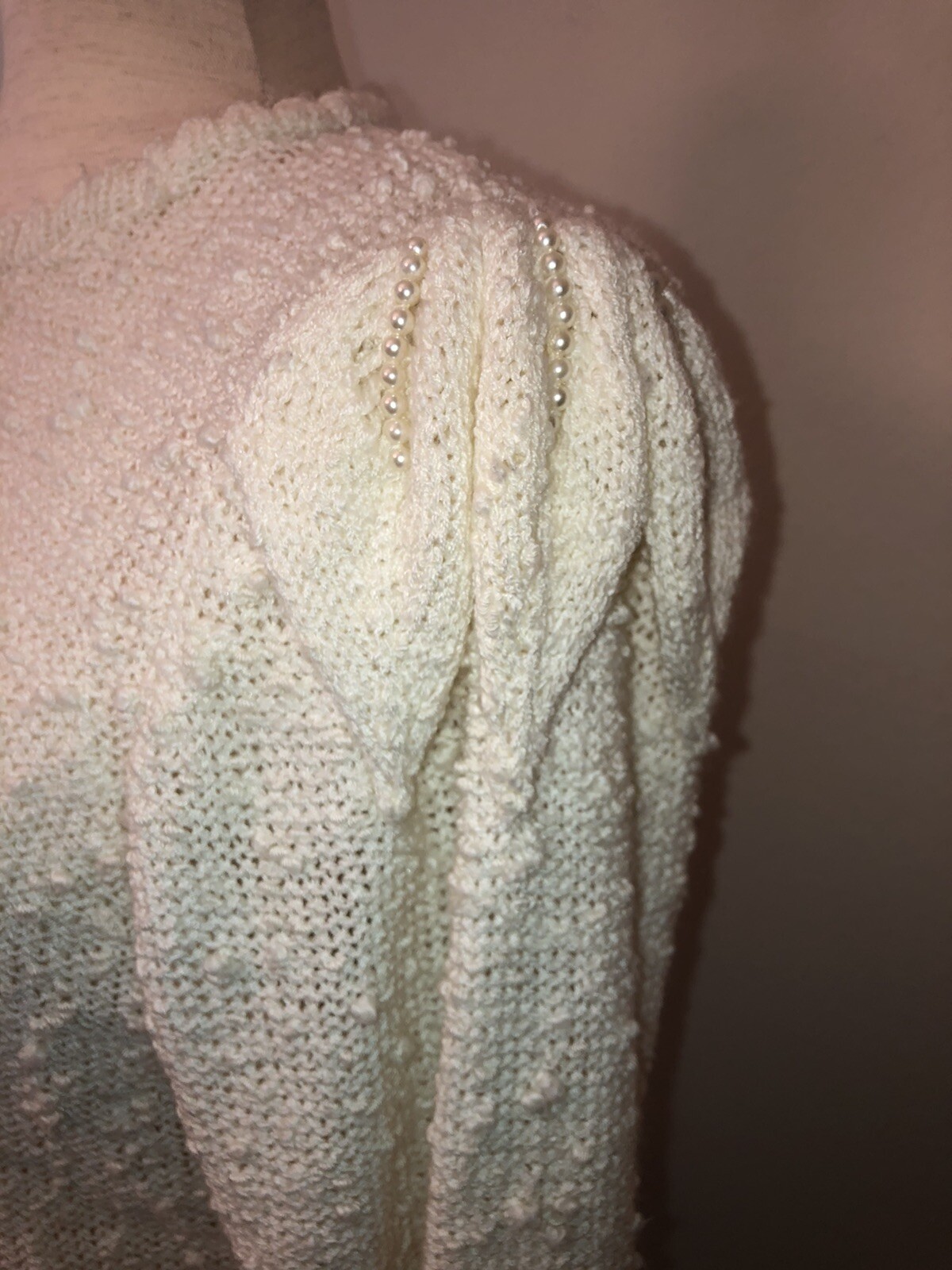 Vintage ‘70s Le Roy Knitwear Ivory Nubby Boucle Sweater Pearl Shoulder Detail M