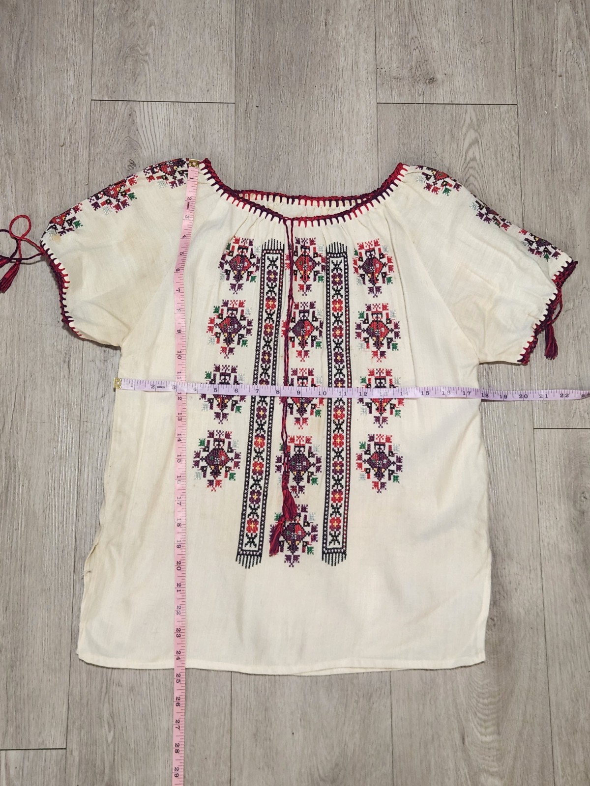 Vintage Hand Embroidered Romanian Folk Blouse Boho Ethnic Peasant Top White L/XL
