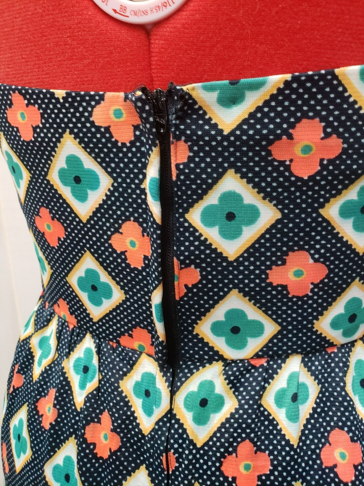 Vintage Halter Dress Medium Floral Print 70s Mob wife zip back Lisa Cobb Serbin