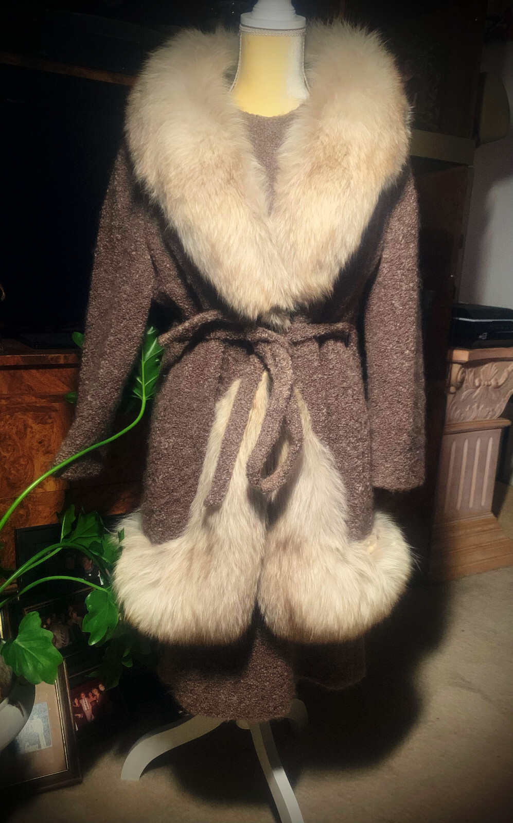 Brown Mocha Wool Boucle Silver Fox Fur Trimmed Belted Coat & matching Dress 8 10