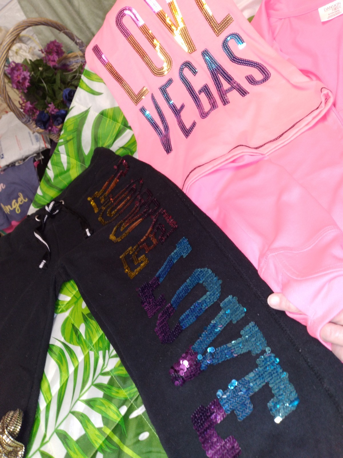 VICTORIA’S SECRET VINTAGE LOT XS/M LOGO STRETCH SOFT LACE SEXY RED M or S