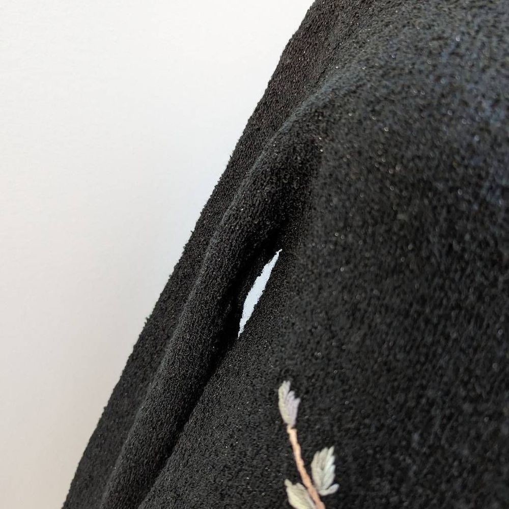 2O ansknits by Mariea Kim Vintage Floral Sweater