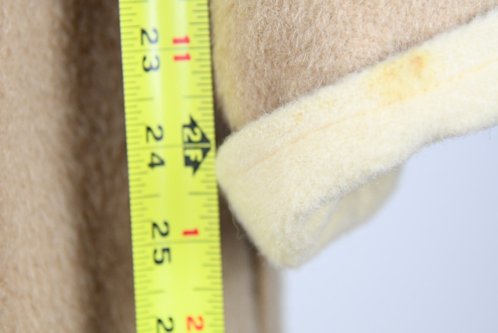 Vintage 1940s Style Great Over Car Coat Tan Beige Cream Belt Princess Seam Peek