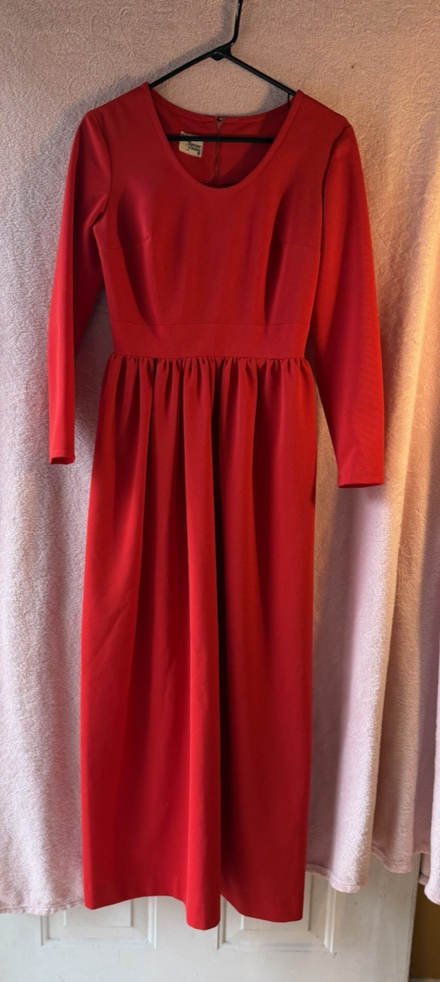 VTG Puritan Forever Young Red Maxi Dress 60s 70s Mod Handmaid Style