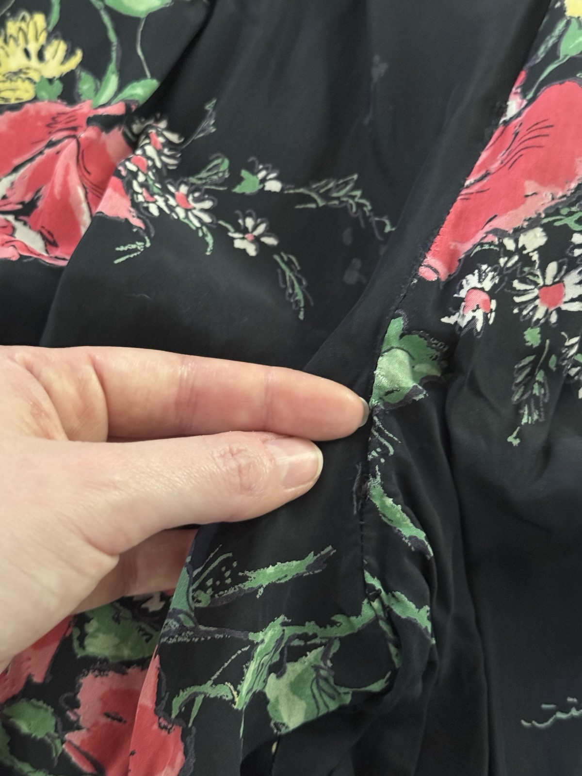 Vintage 1940s Floral Cold Rayon 2pc. Set With Pants And Blouse Size Medium