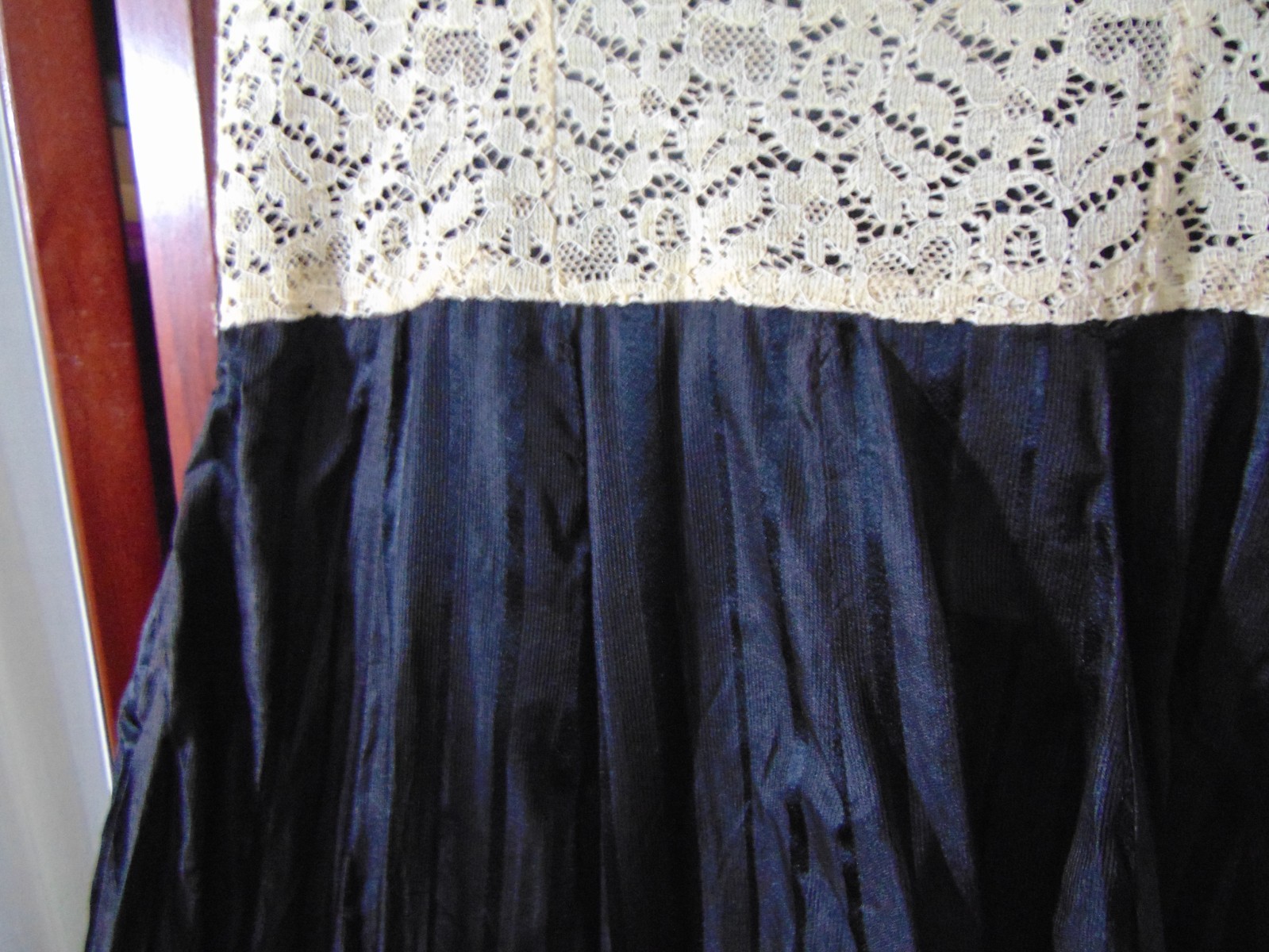 1940s Evening Gown -Black Rayon Voile w/Cream Lace -S- ROMANTIC – SALE